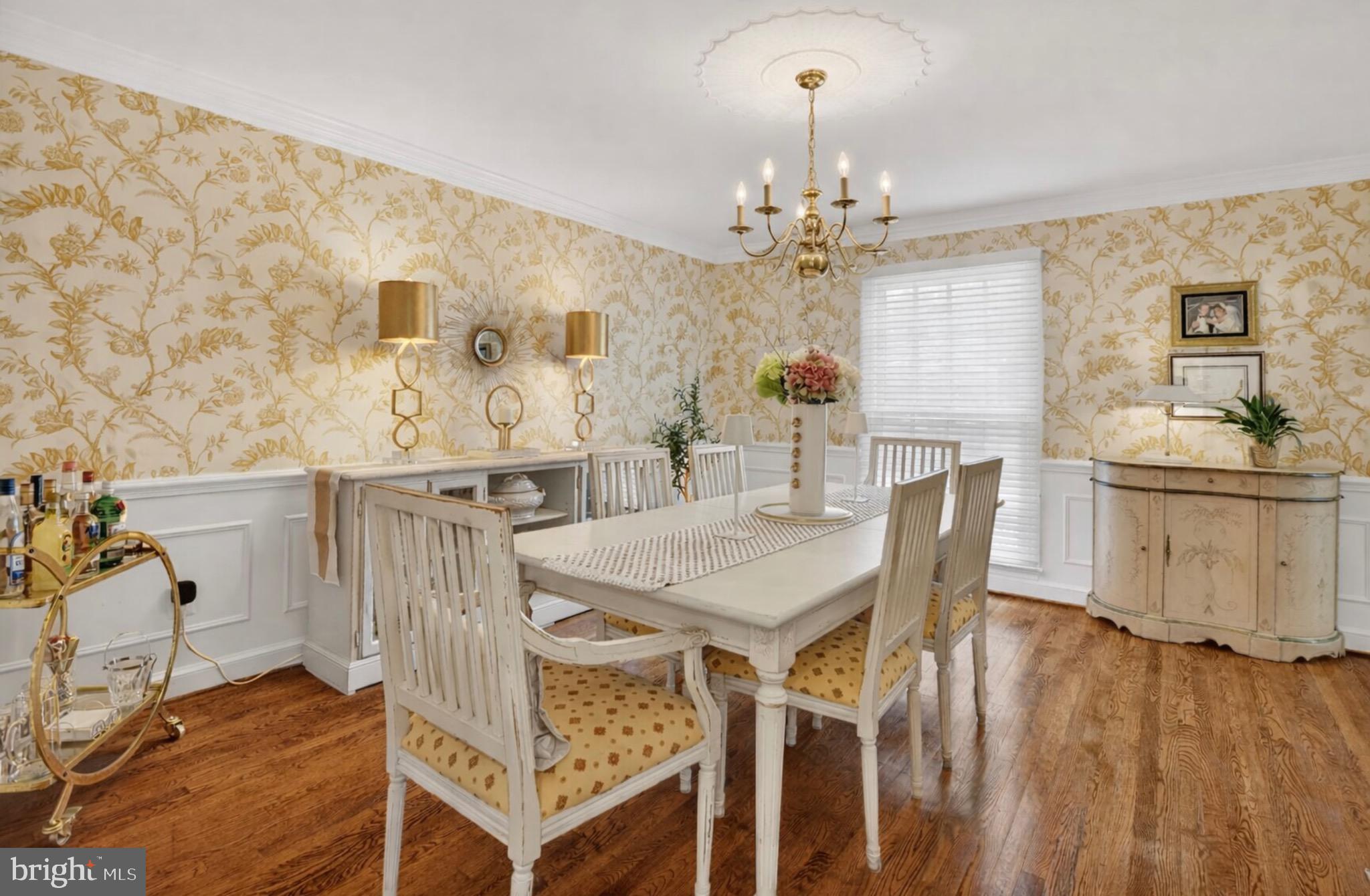 KENSINGTON PARK - Residential