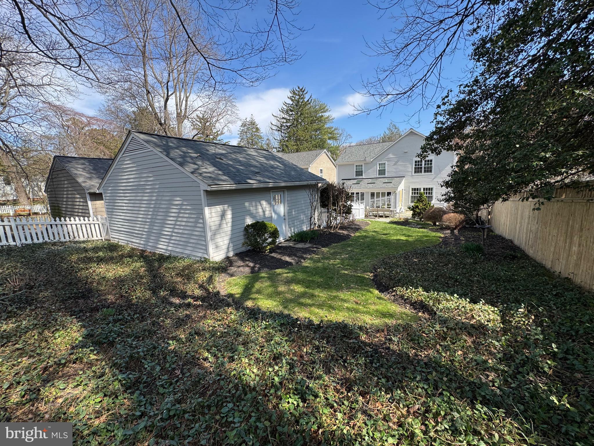 KENSINGTON PARK - Residential