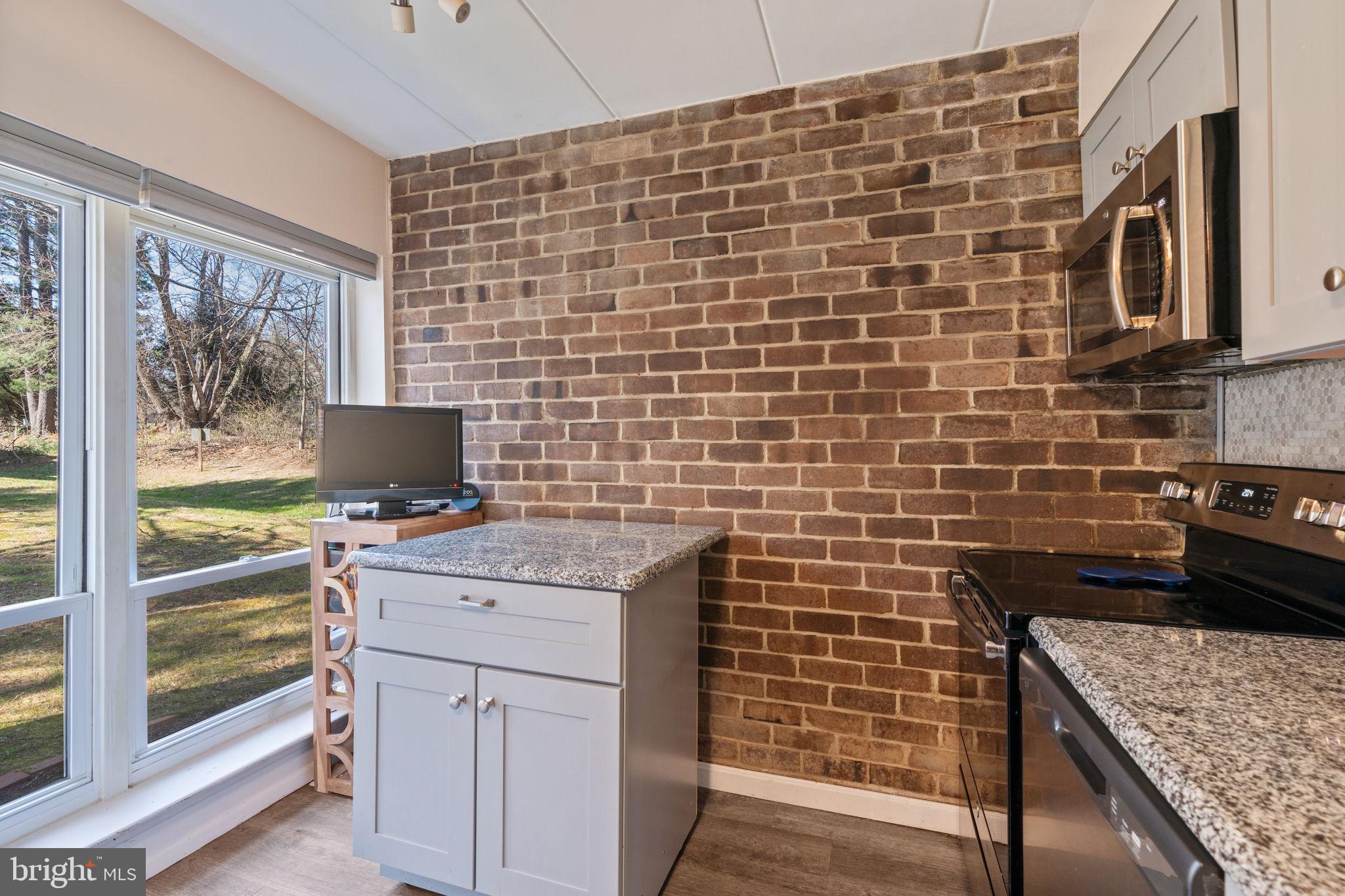 TOWN CENTER - Residential