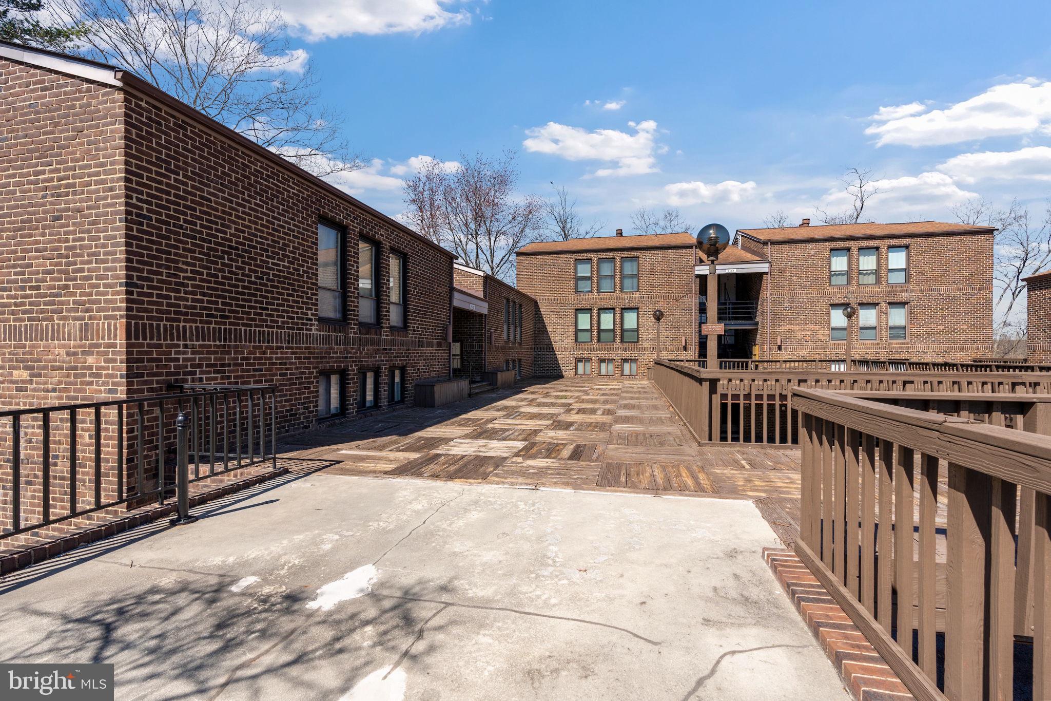 5382 SMOOTH MEADOW WAY 04