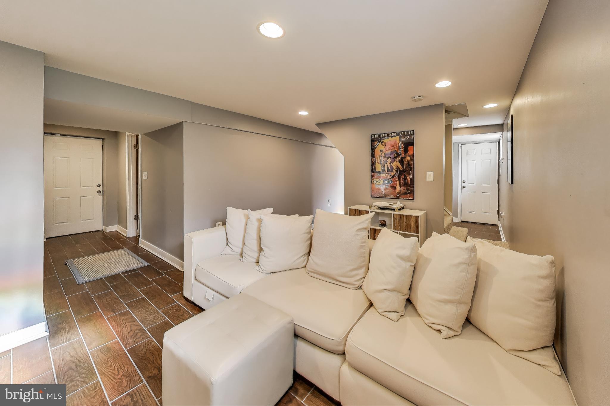 FOREST HEIGHTS - Residential