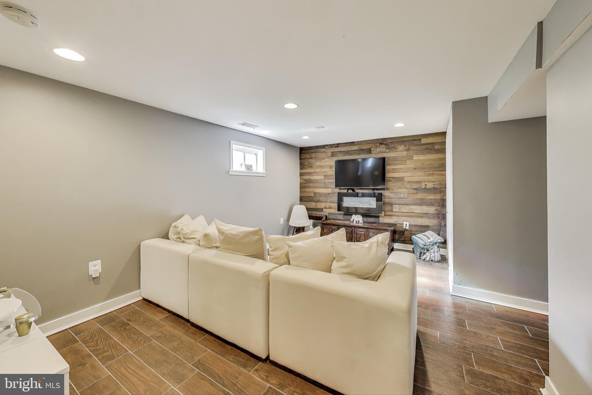 FOREST HEIGHTS - Residential