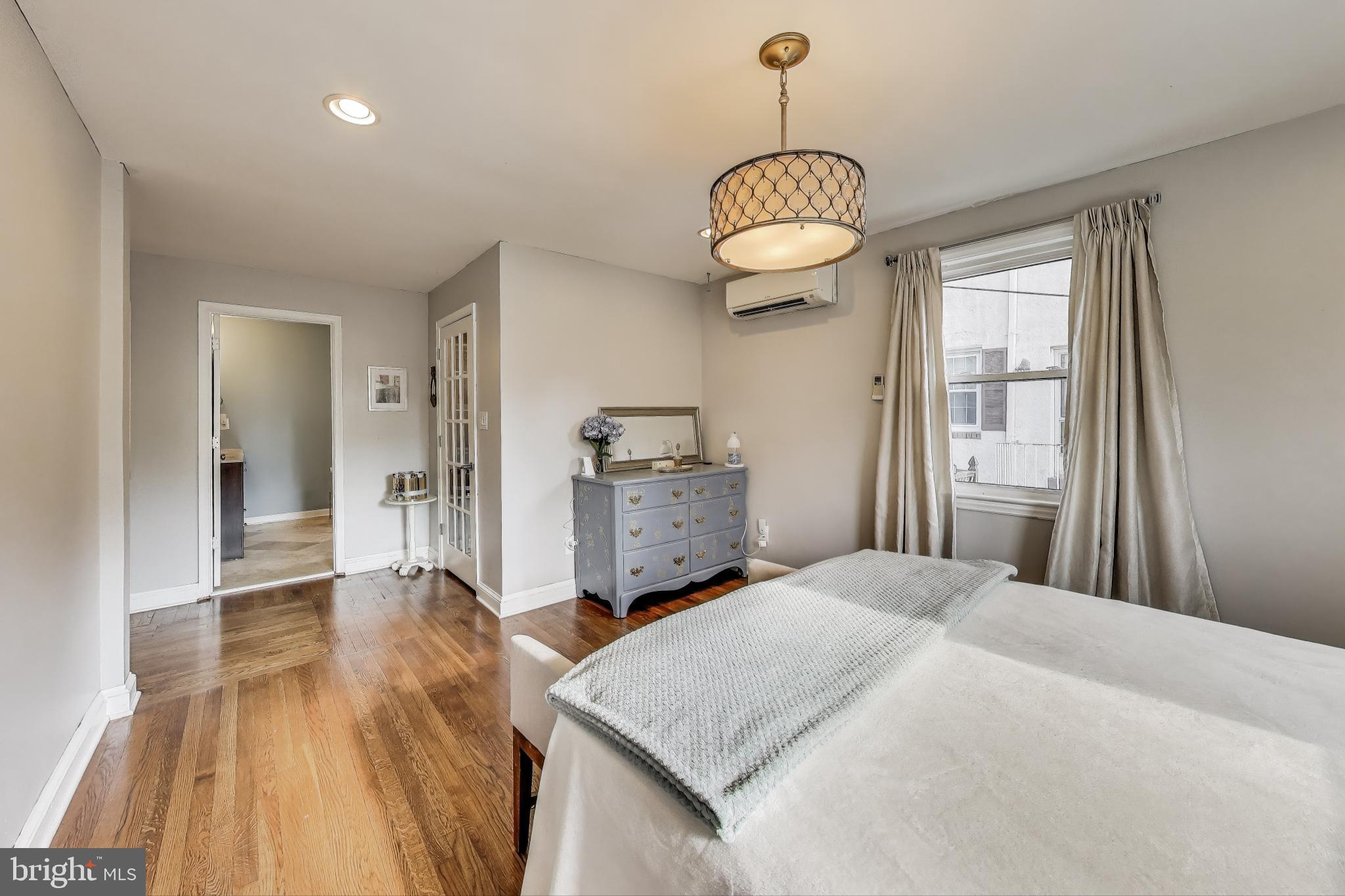 FOREST HEIGHTS - Residential