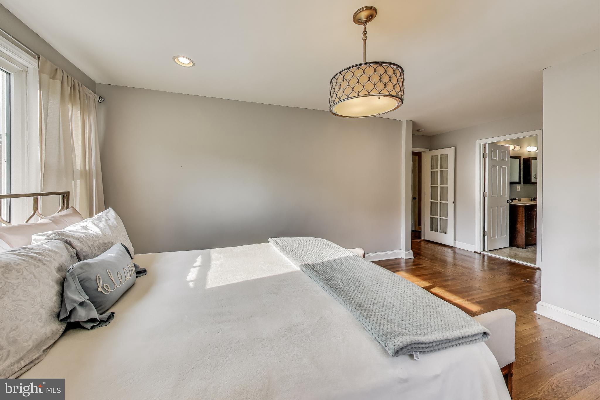 FOREST HEIGHTS - Residential