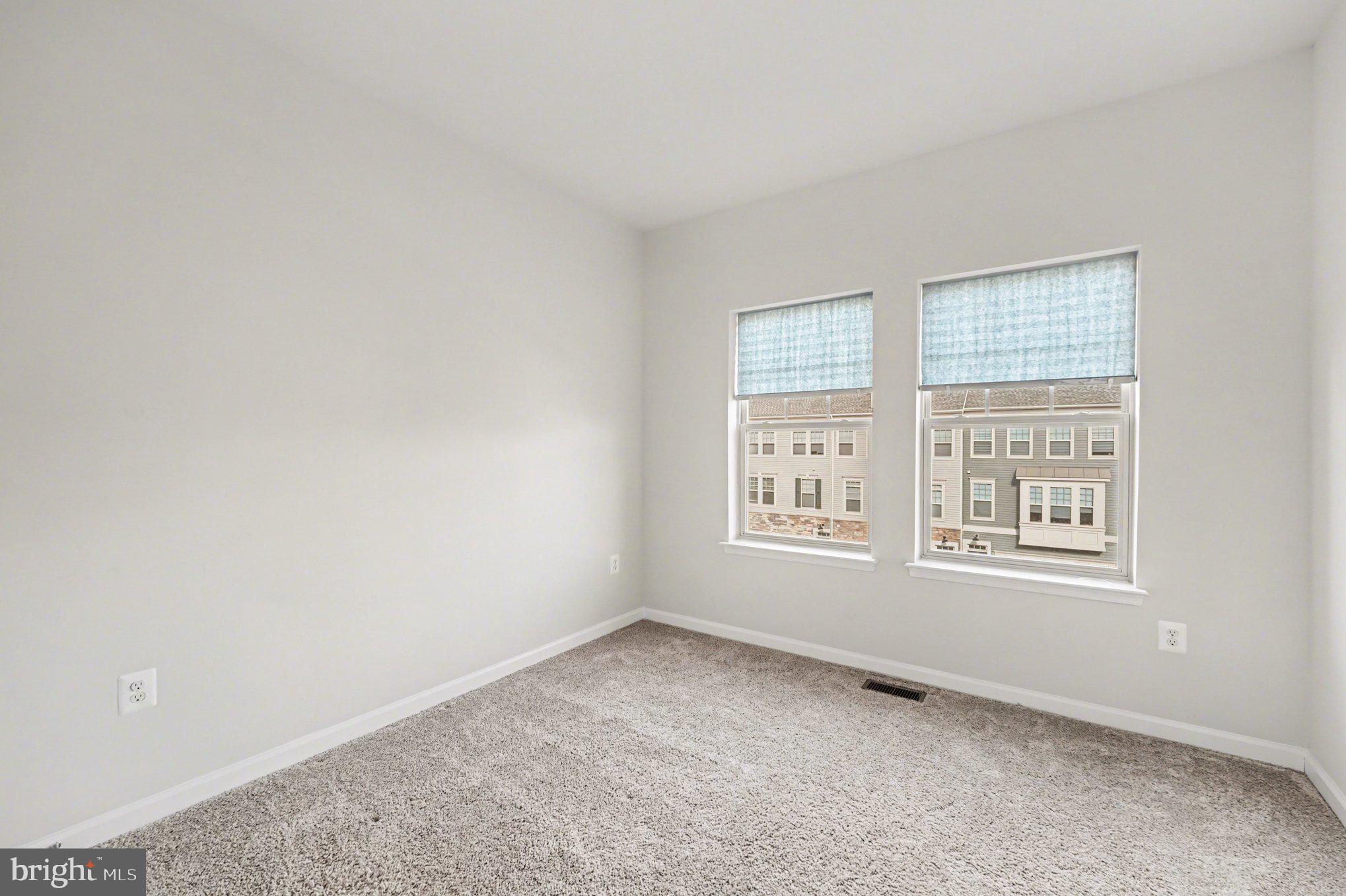 WHITSON WOODS - Residential