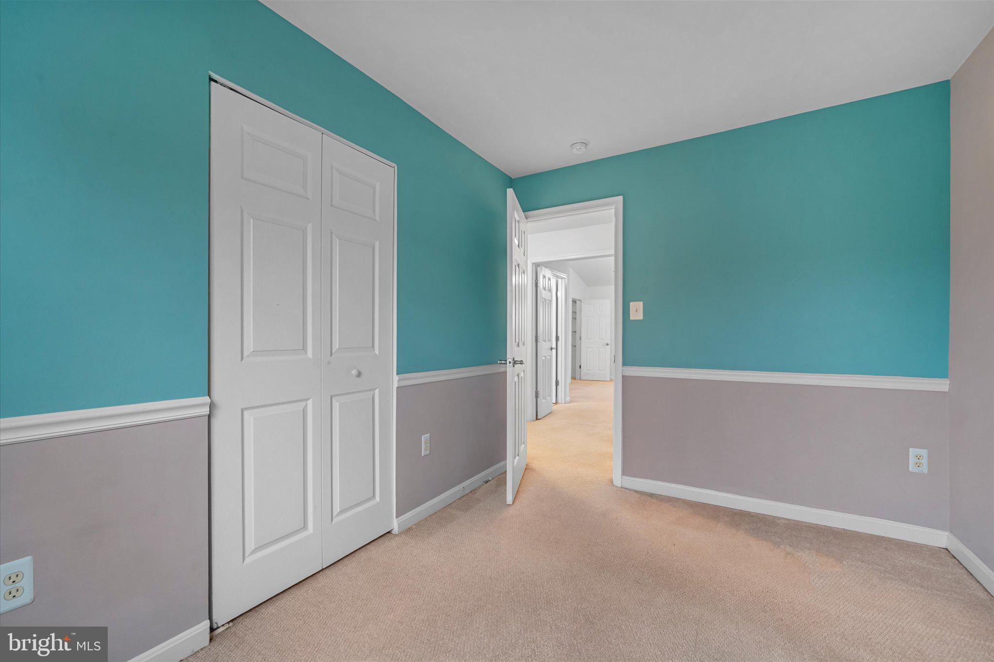 WELLINGTON/CLOVERHILL - Residential