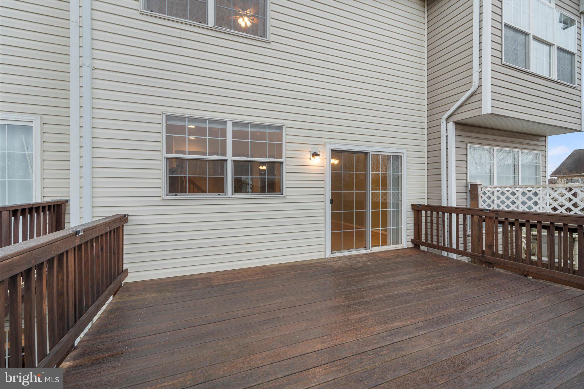 WELLINGTON/CLOVERHILL - Residential