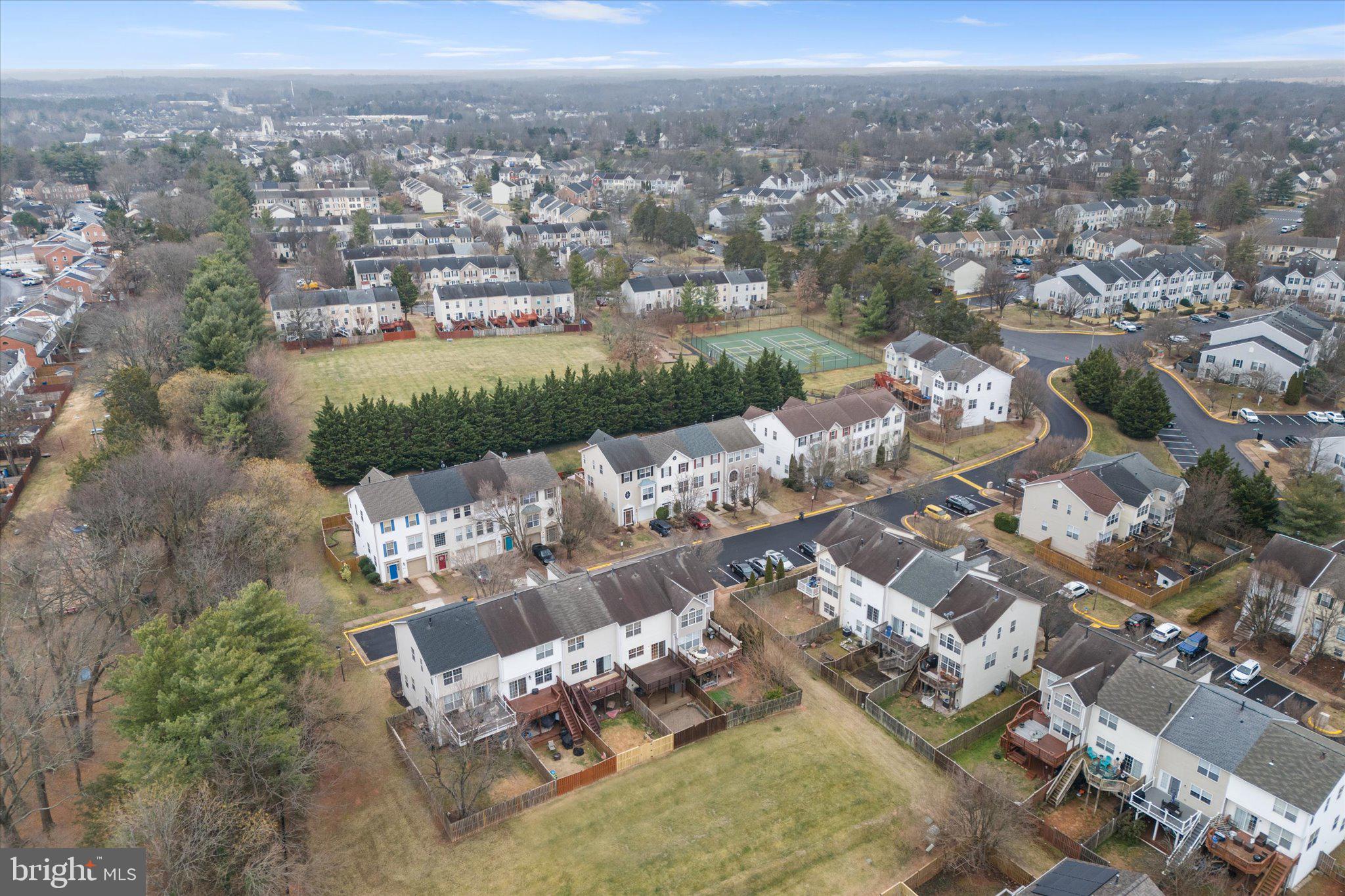 WELLINGTON/CLOVERHILL - Residential