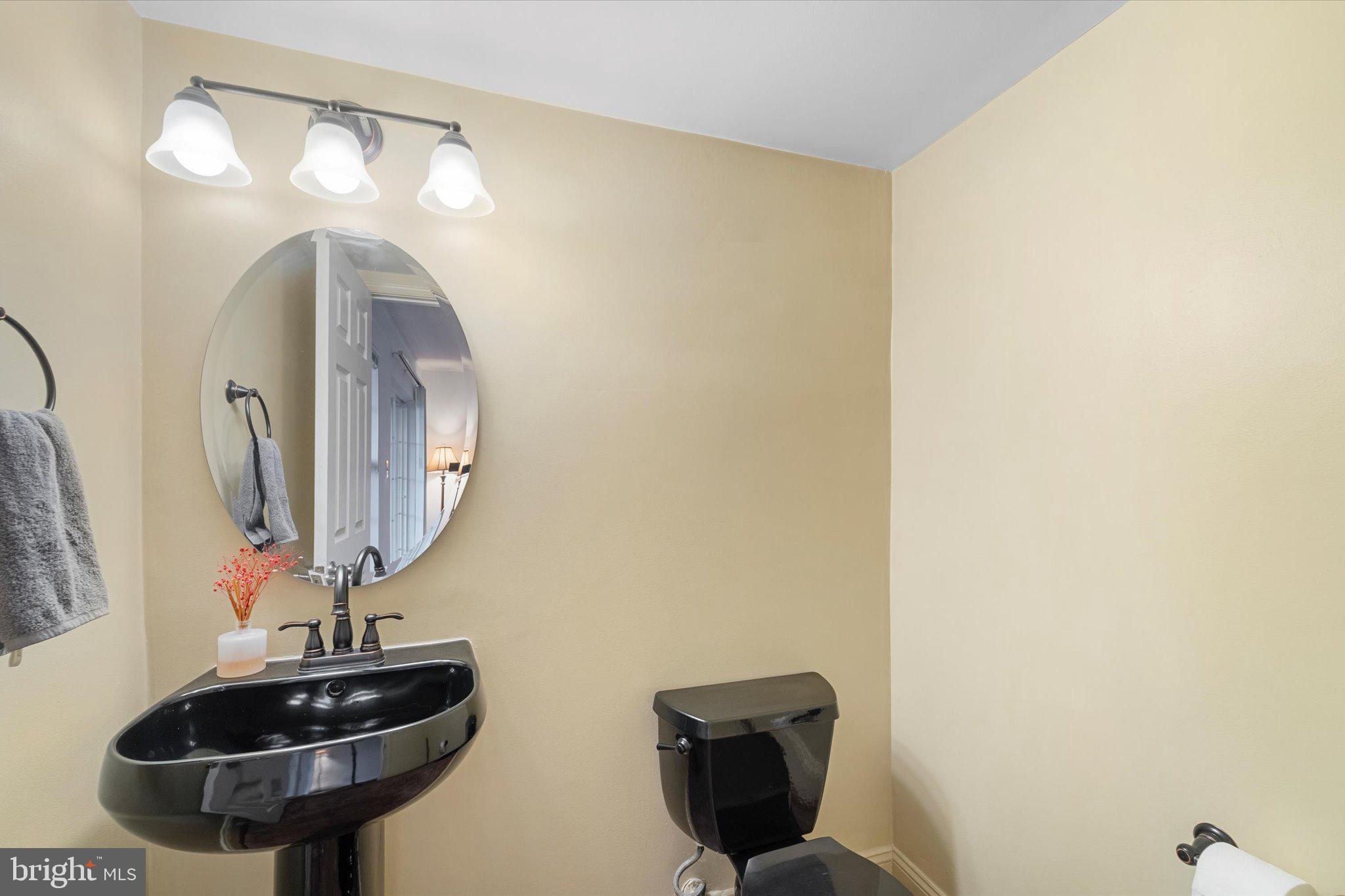 WELLINGTON/CLOVERHILL - Residential