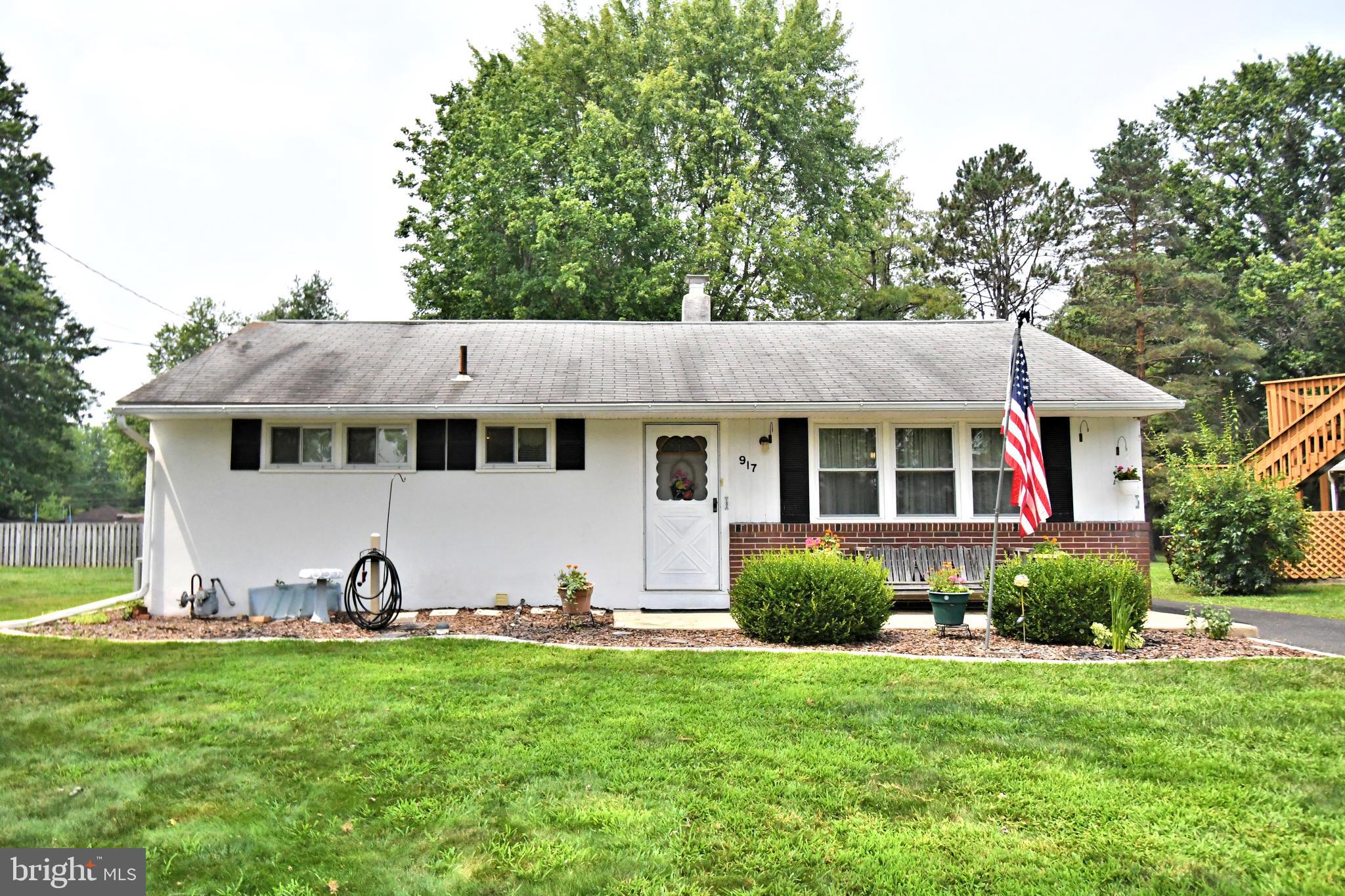 917 ROSE LANE