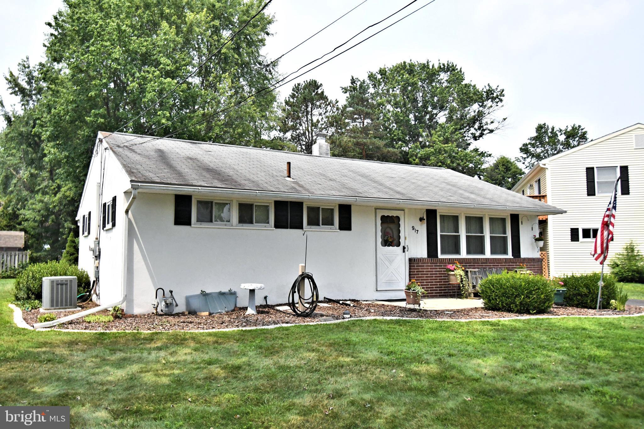 917 ROSE LANE