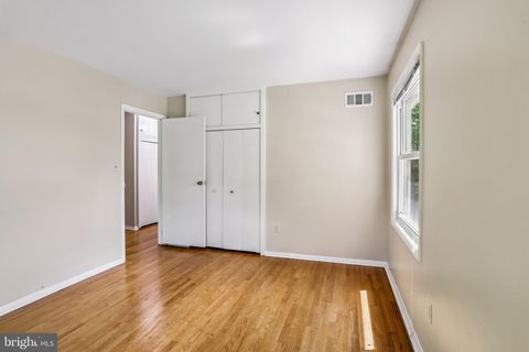 Tiny photo for 14403 Butternut Court, ROCKVILLE, MD 20853 (MLS # MDMC2231150)