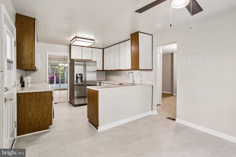 Tiny photo for 14403 Butternut Court, ROCKVILLE, MD 20853 (MLS # MDMC2231150)