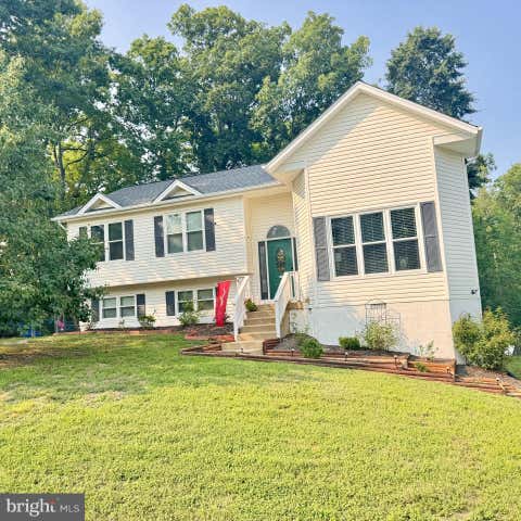 Homes For Sale - 8719 Jenny Lane<br/> FREDERICKSBURG, VA 22407