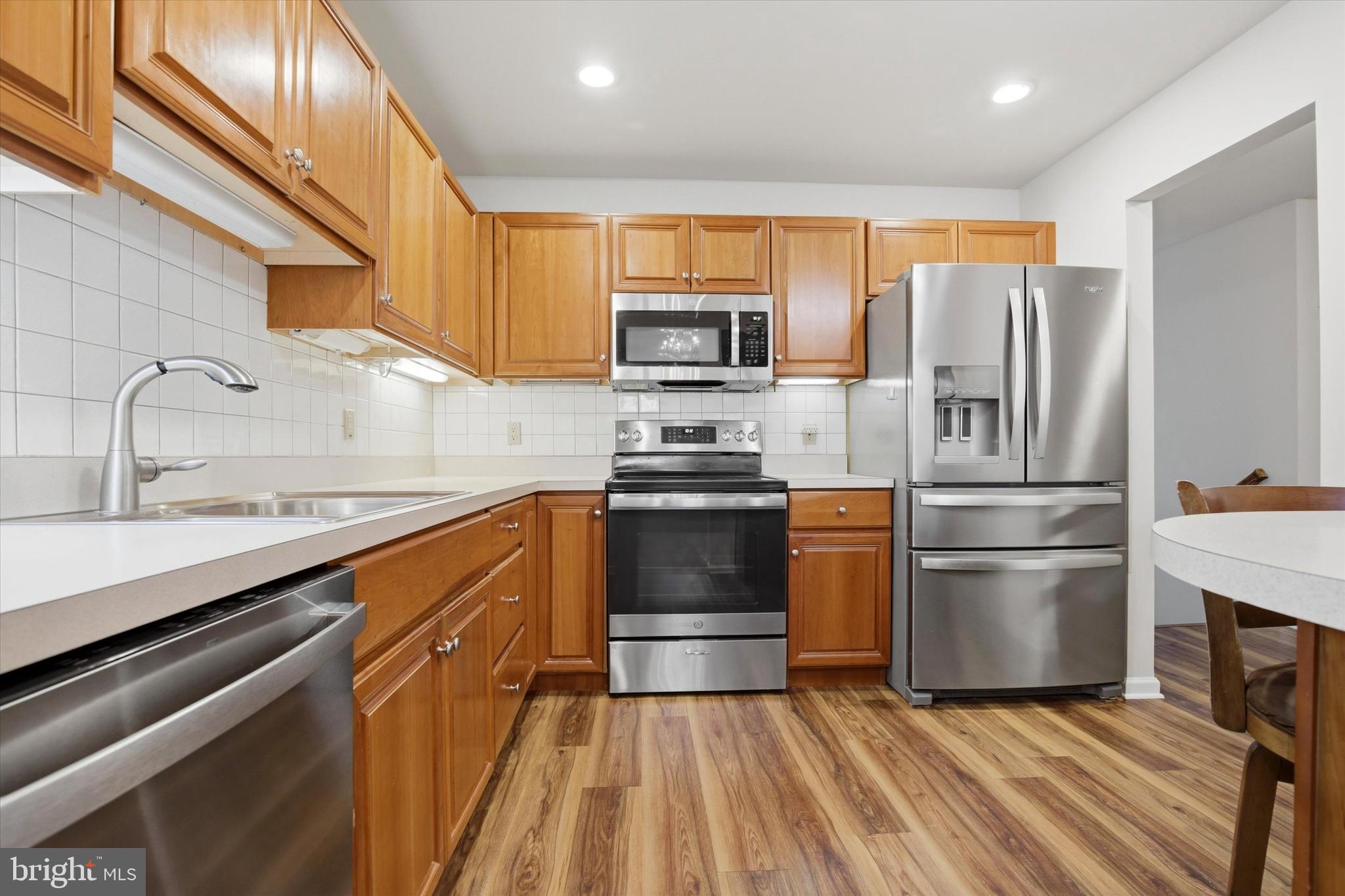 CARRIAGE HOUSE CONDO - Residential