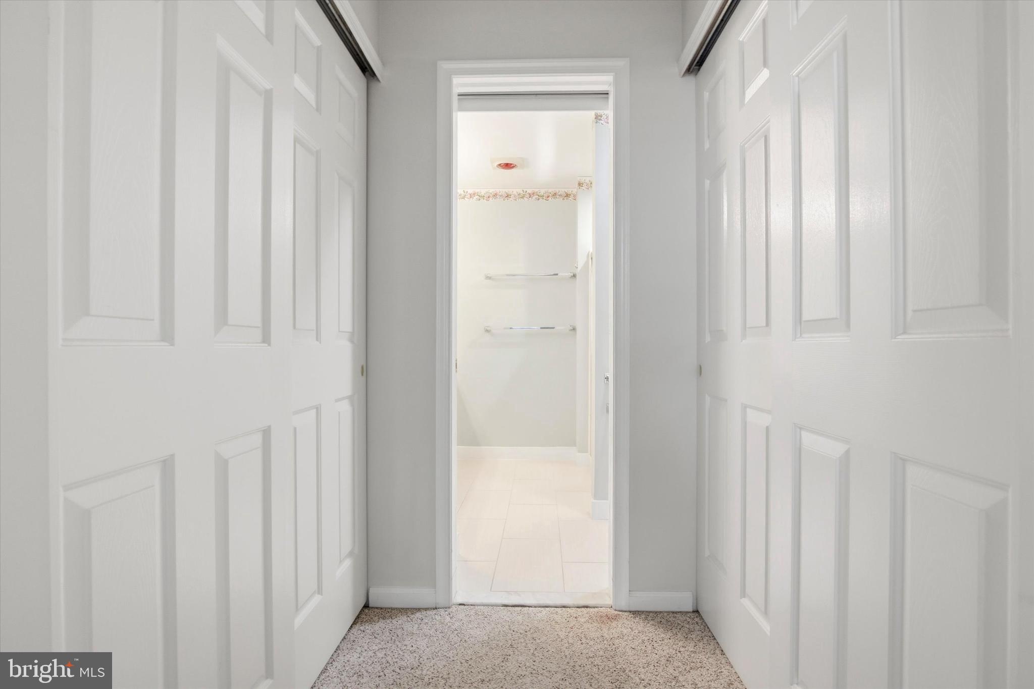 CARRIAGE HOUSE CONDO - Residential