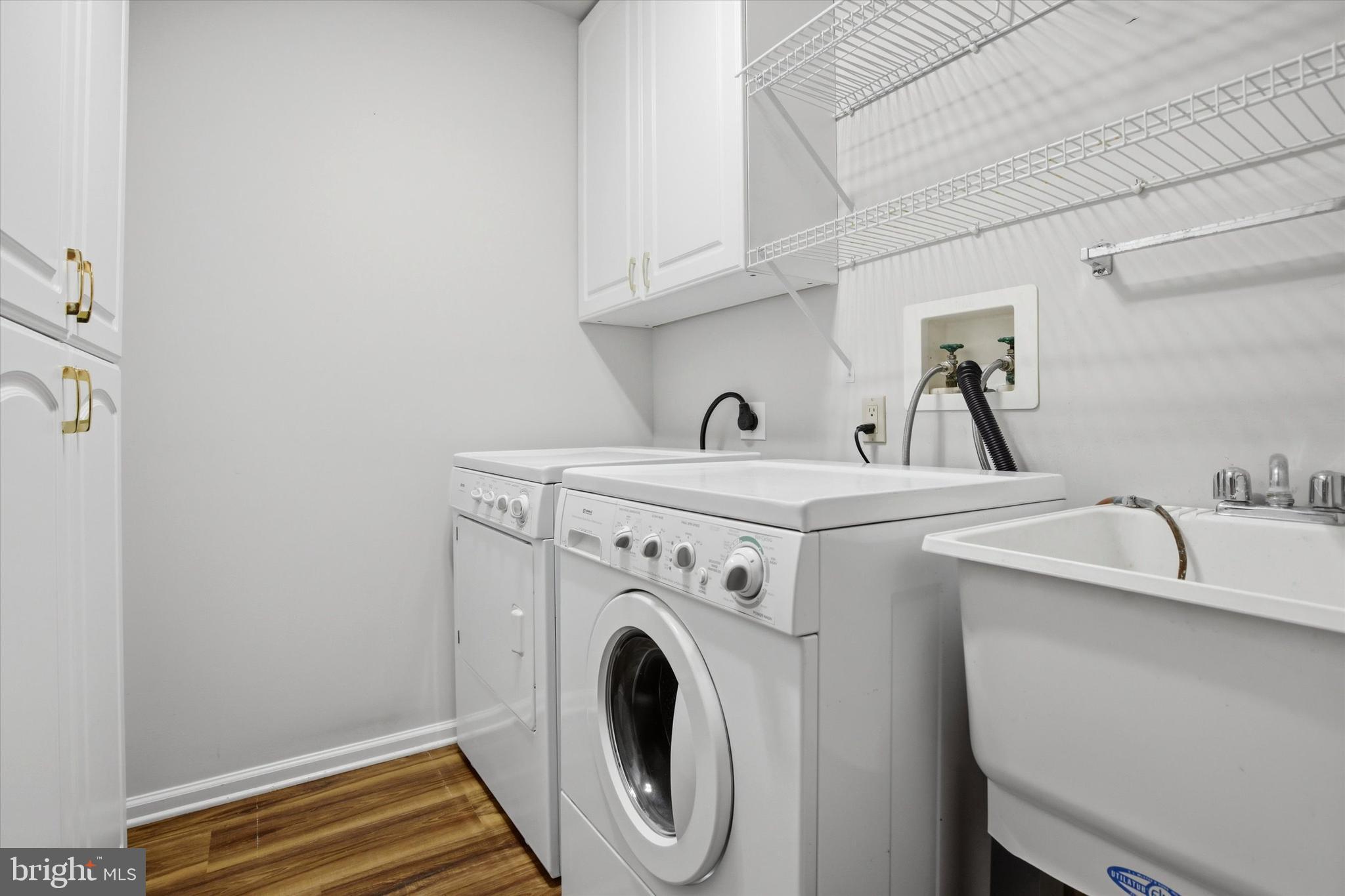 CARRIAGE HOUSE CONDO - Residential