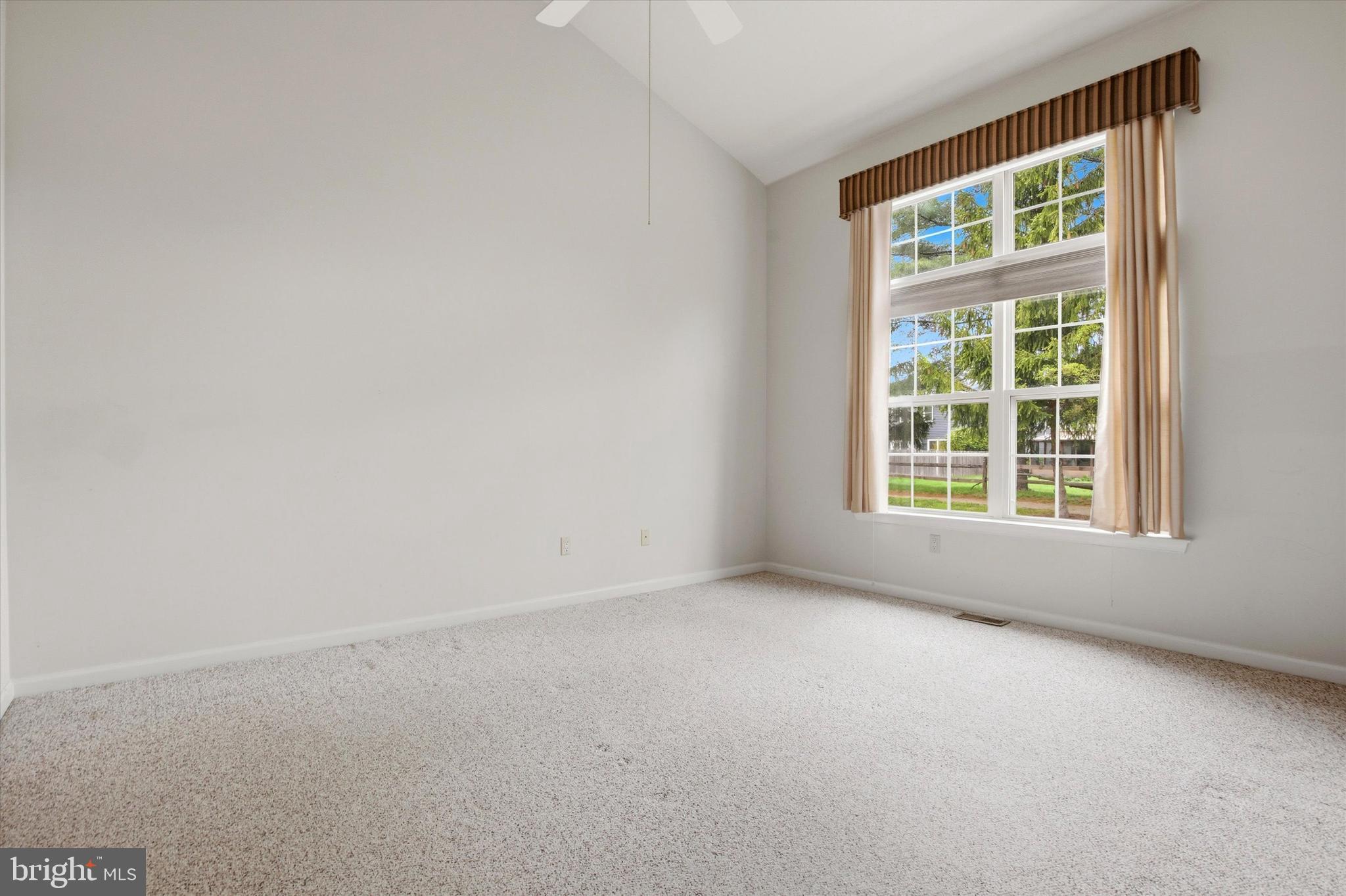 CARRIAGE HOUSE CONDO - Residential