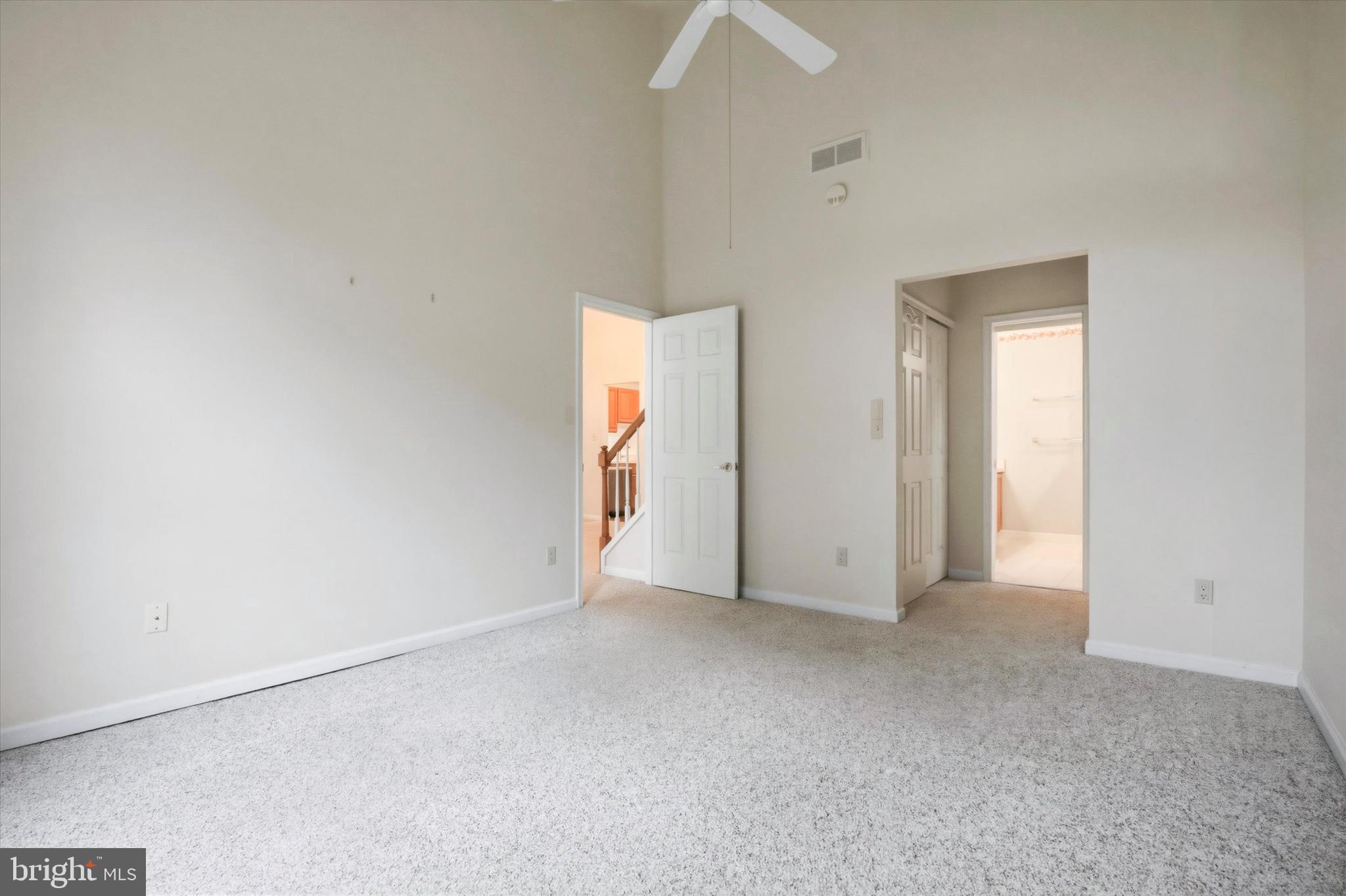CARRIAGE HOUSE CONDO - Residential
