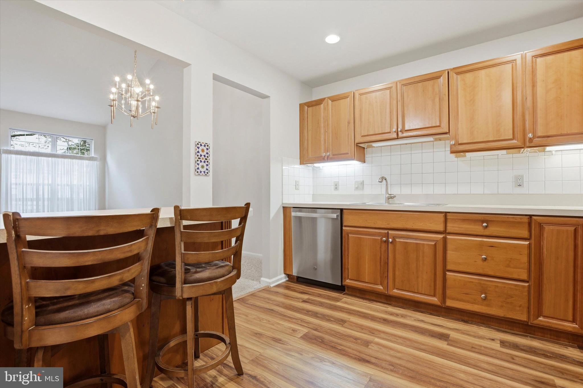 CARRIAGE HOUSE CONDO - Residential