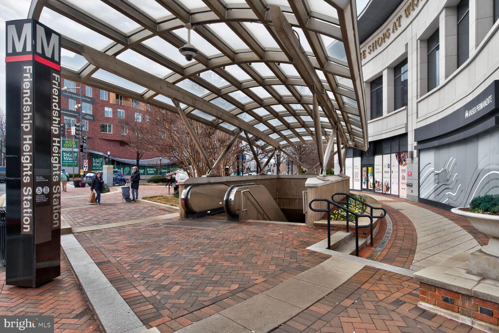 WILLOUGHBY OF CHEVY CHASE - Residential