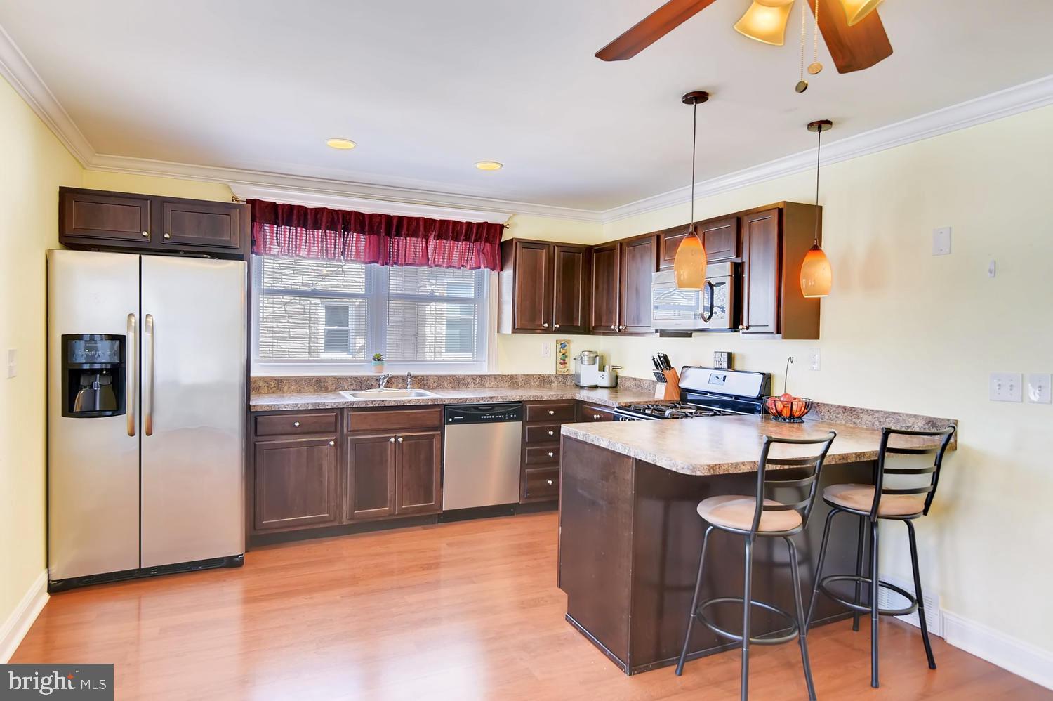 FAIRLAWN - Residential