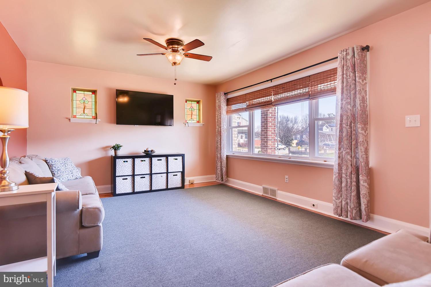 FAIRLAWN - Residential