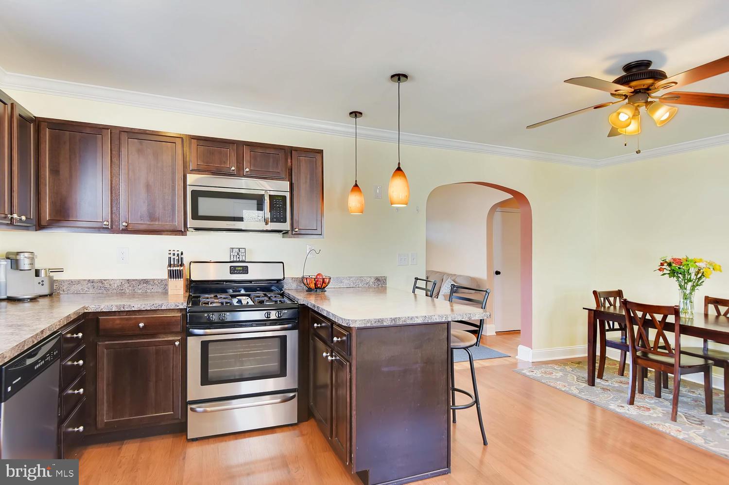 FAIRLAWN - Residential