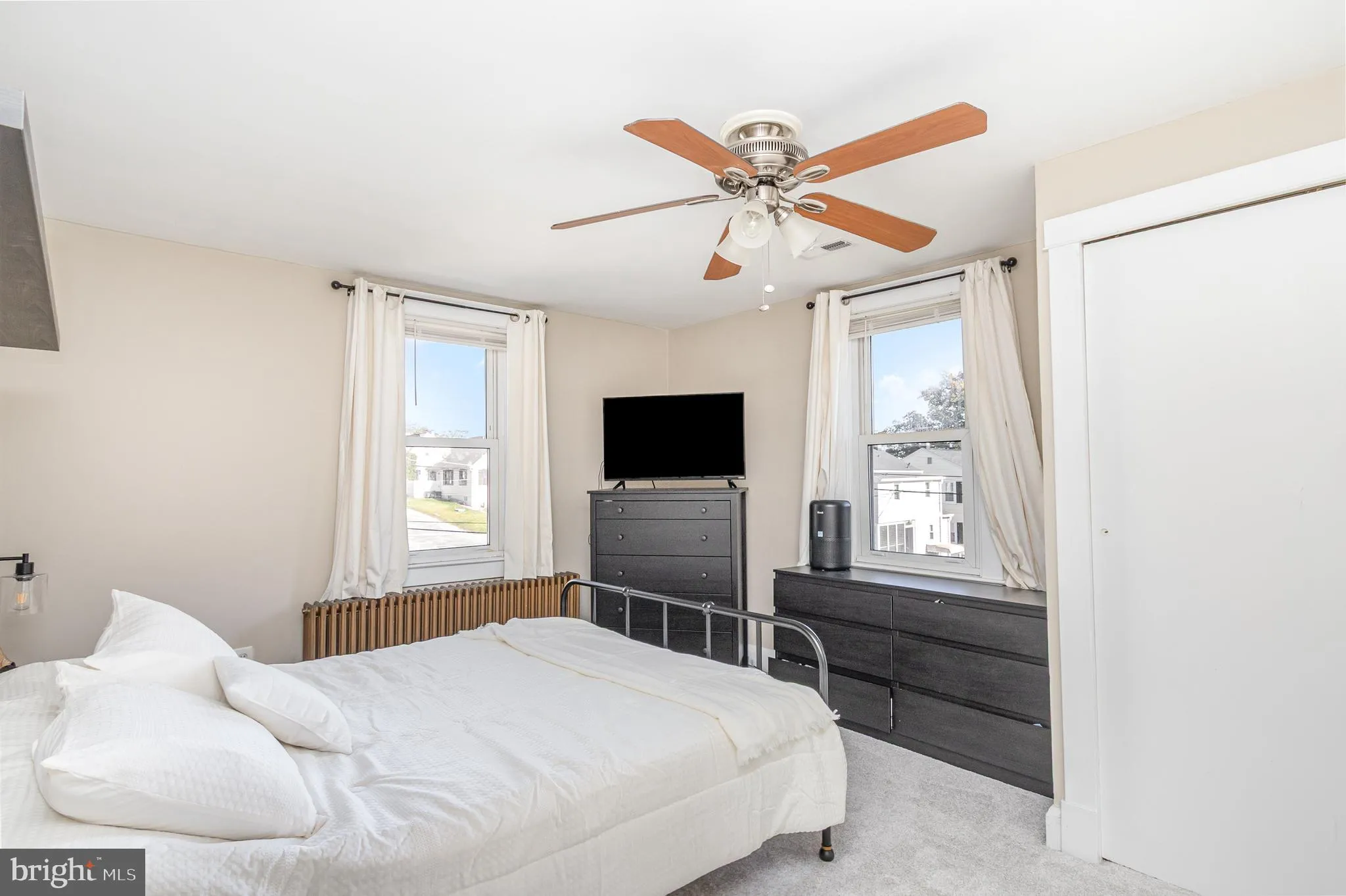 Parkville, Maryland 21234, United States, 3 Bedrooms Bedrooms, ,2 BathroomsBathrooms,Residential,Coming Soon,233511