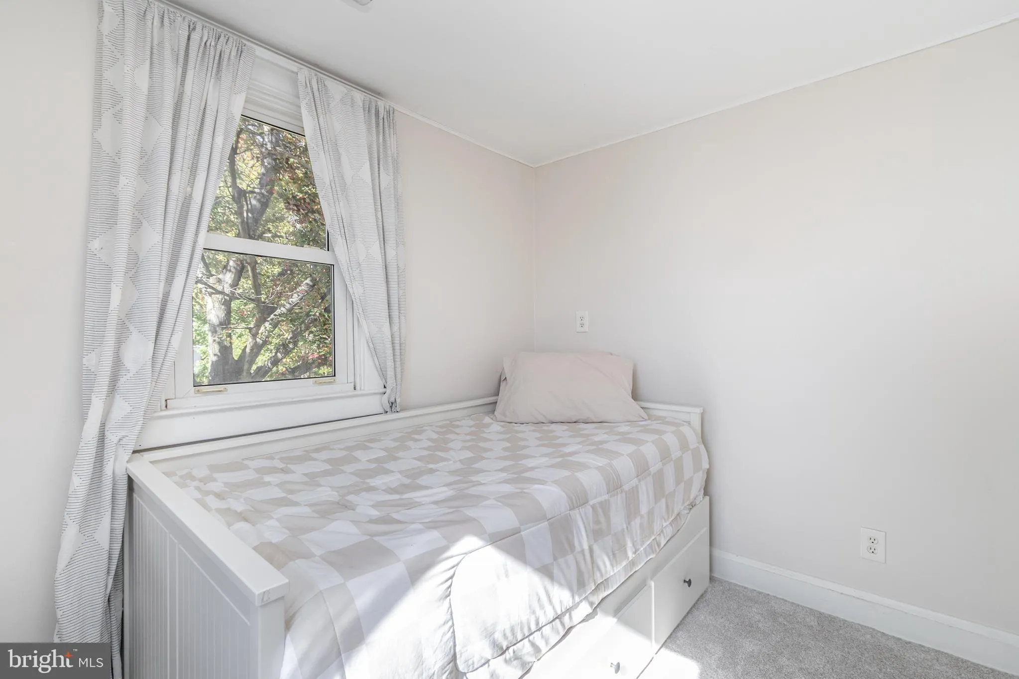 Parkville, Maryland 21234, United States, 3 Bedrooms Bedrooms, ,2 BathroomsBathrooms,Residential,Coming Soon,233511