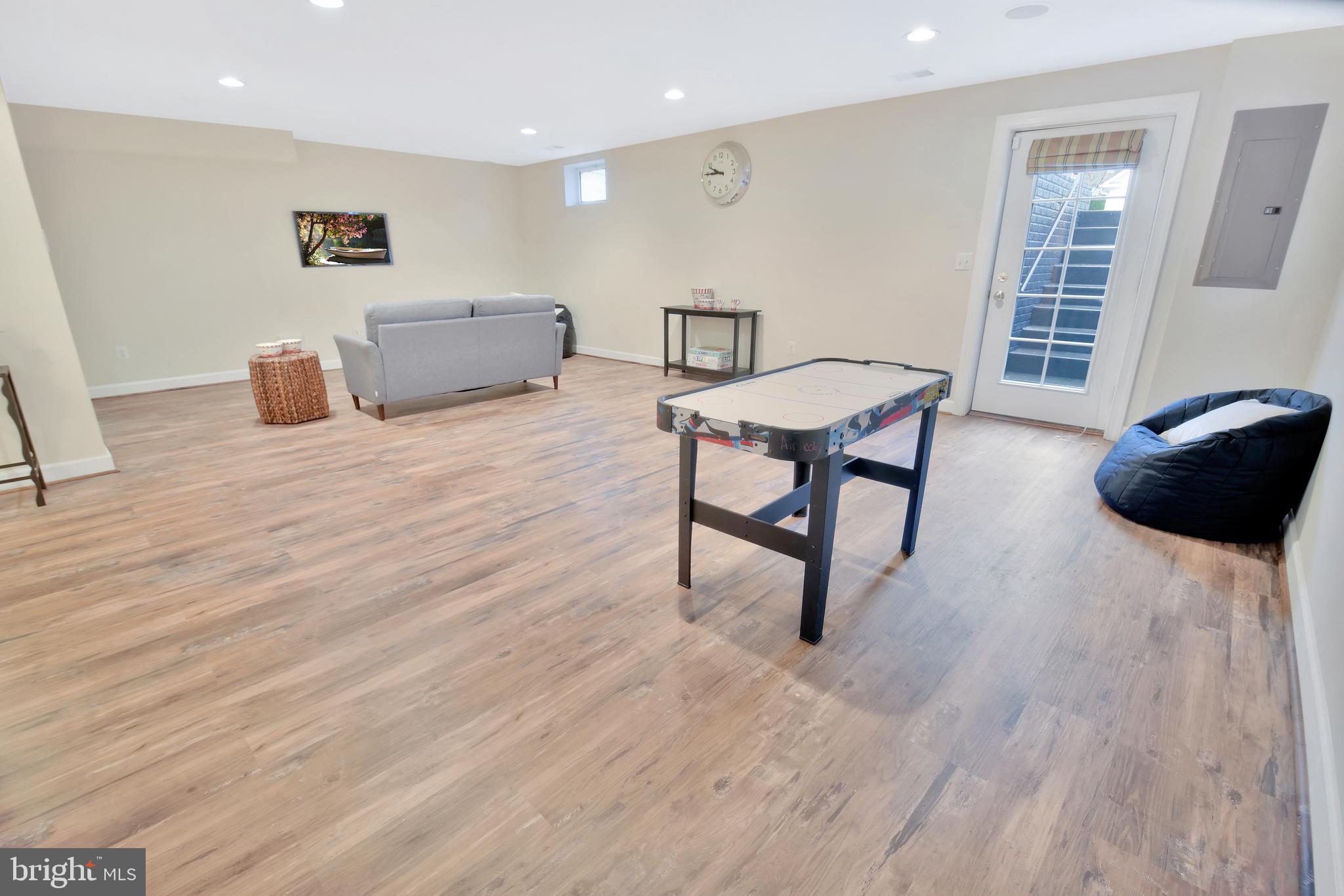 VILLAGES OF URBANA - Residential