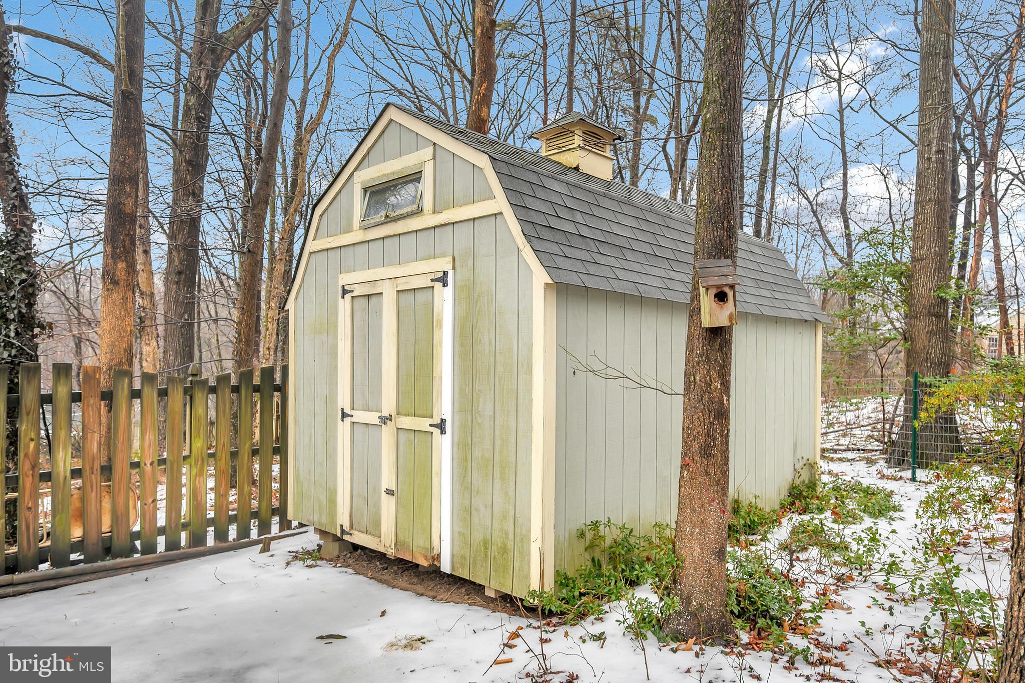 RED ROSE VILLAGE - Residential