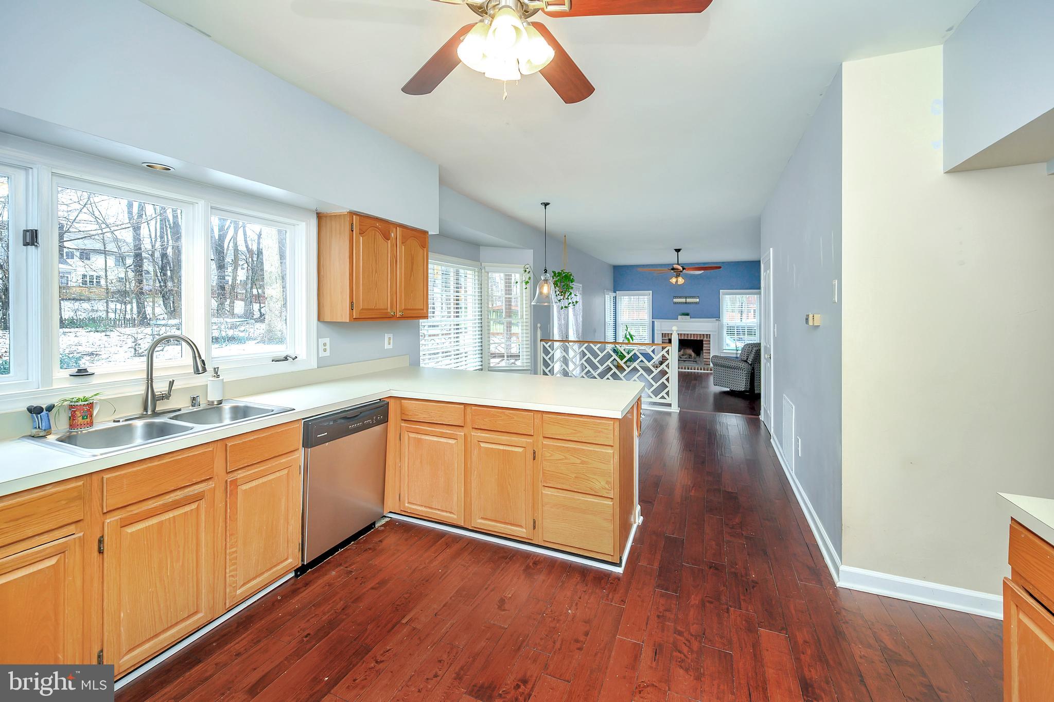 RED ROSE VILLAGE - Residential