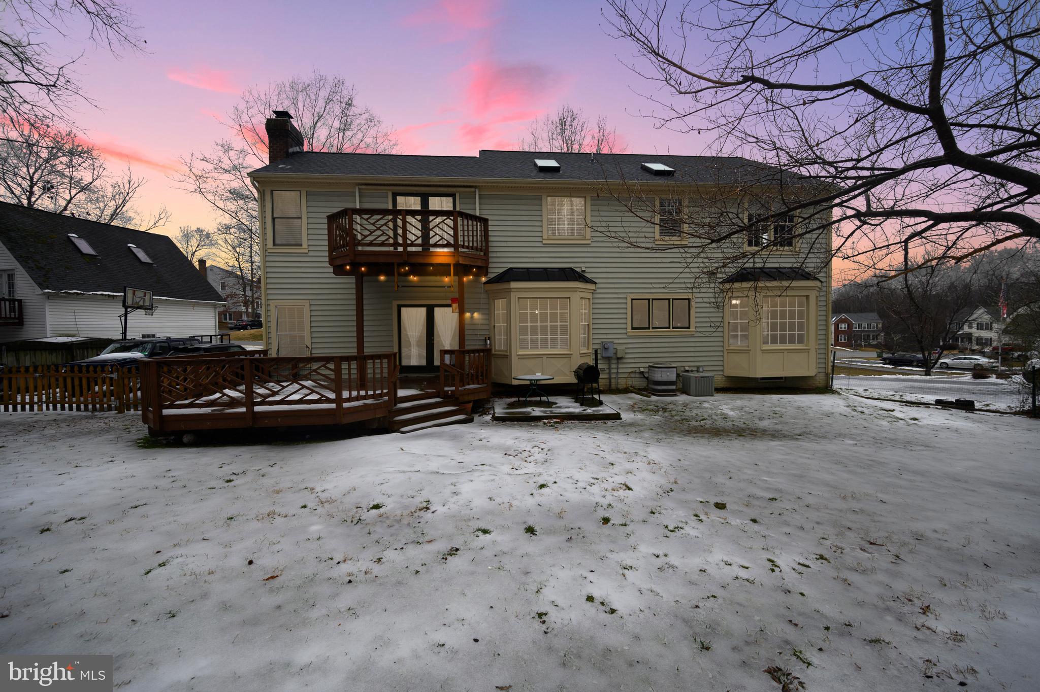 RED ROSE VILLAGE - Residential