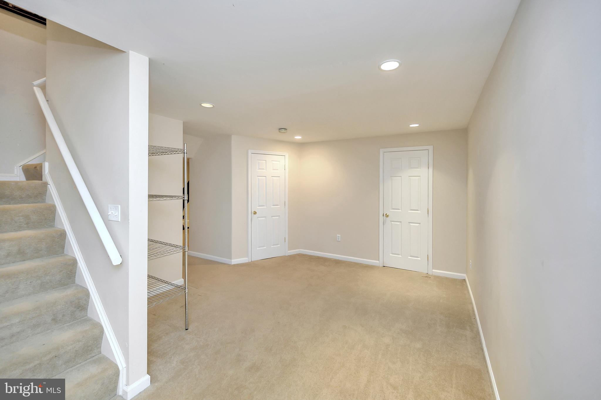 RED ROSE VILLAGE - Residential