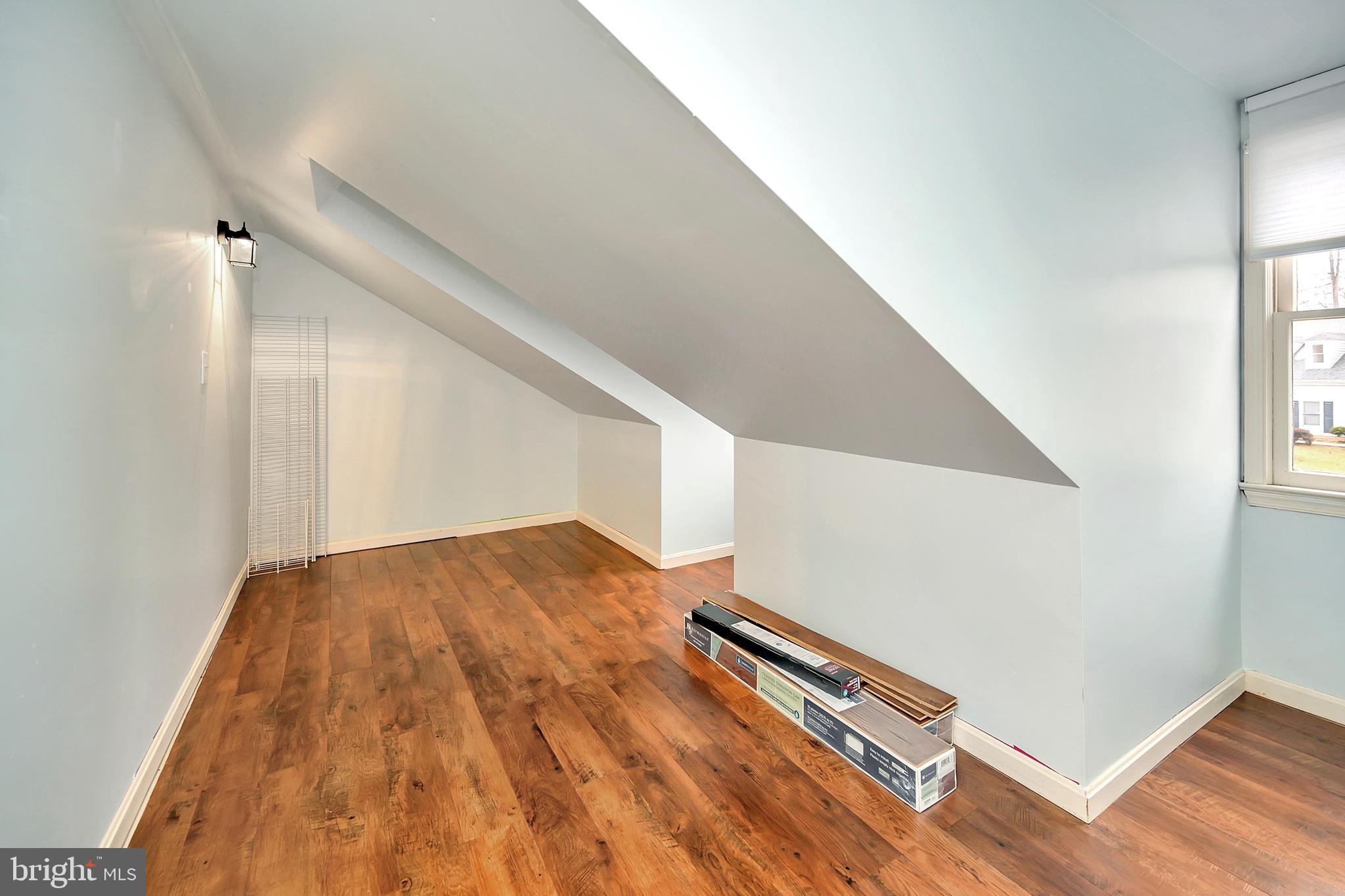 RED ROSE VILLAGE - Residential