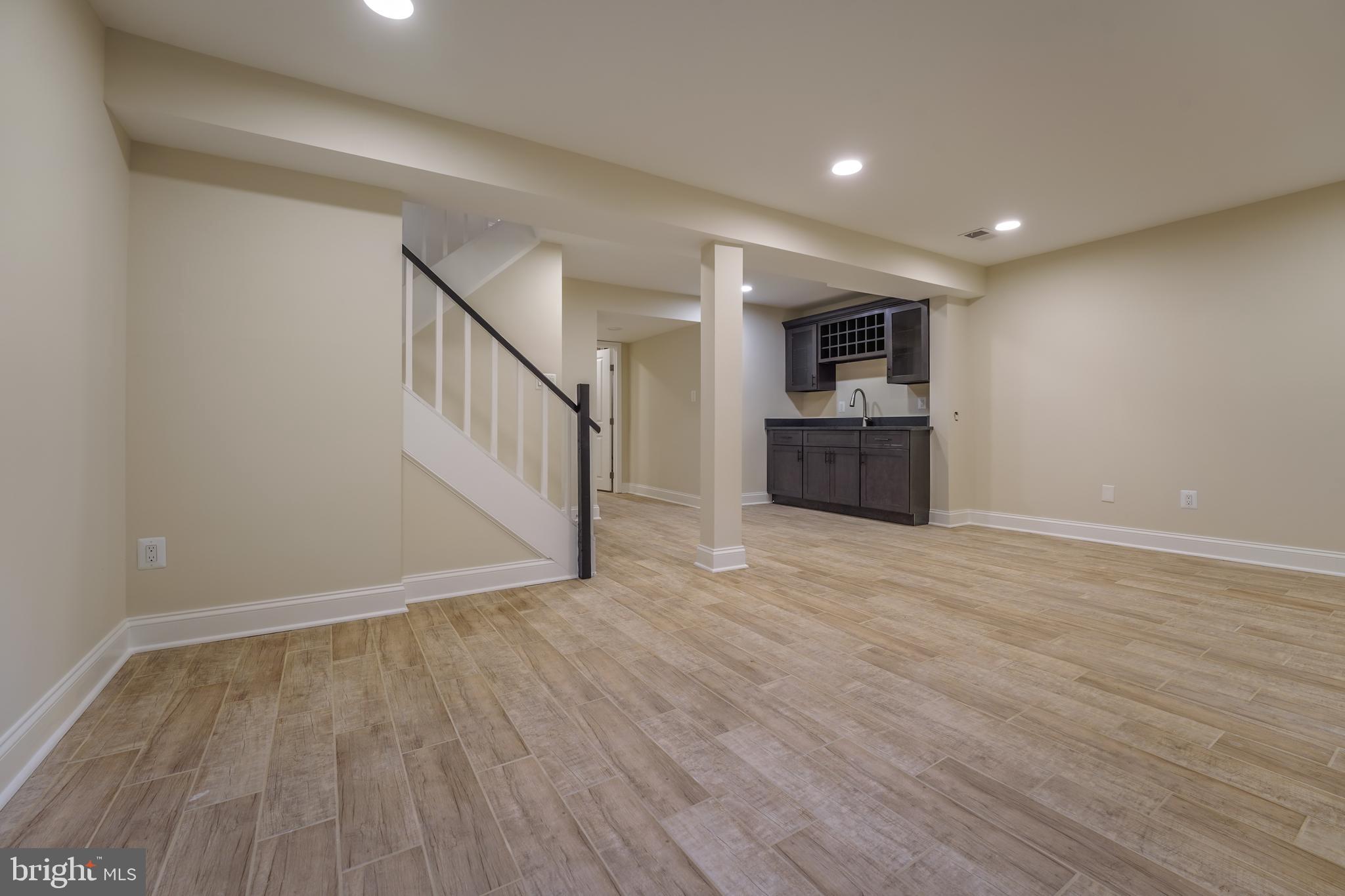 CHERRY HILL TOWNHOUSES - Residential