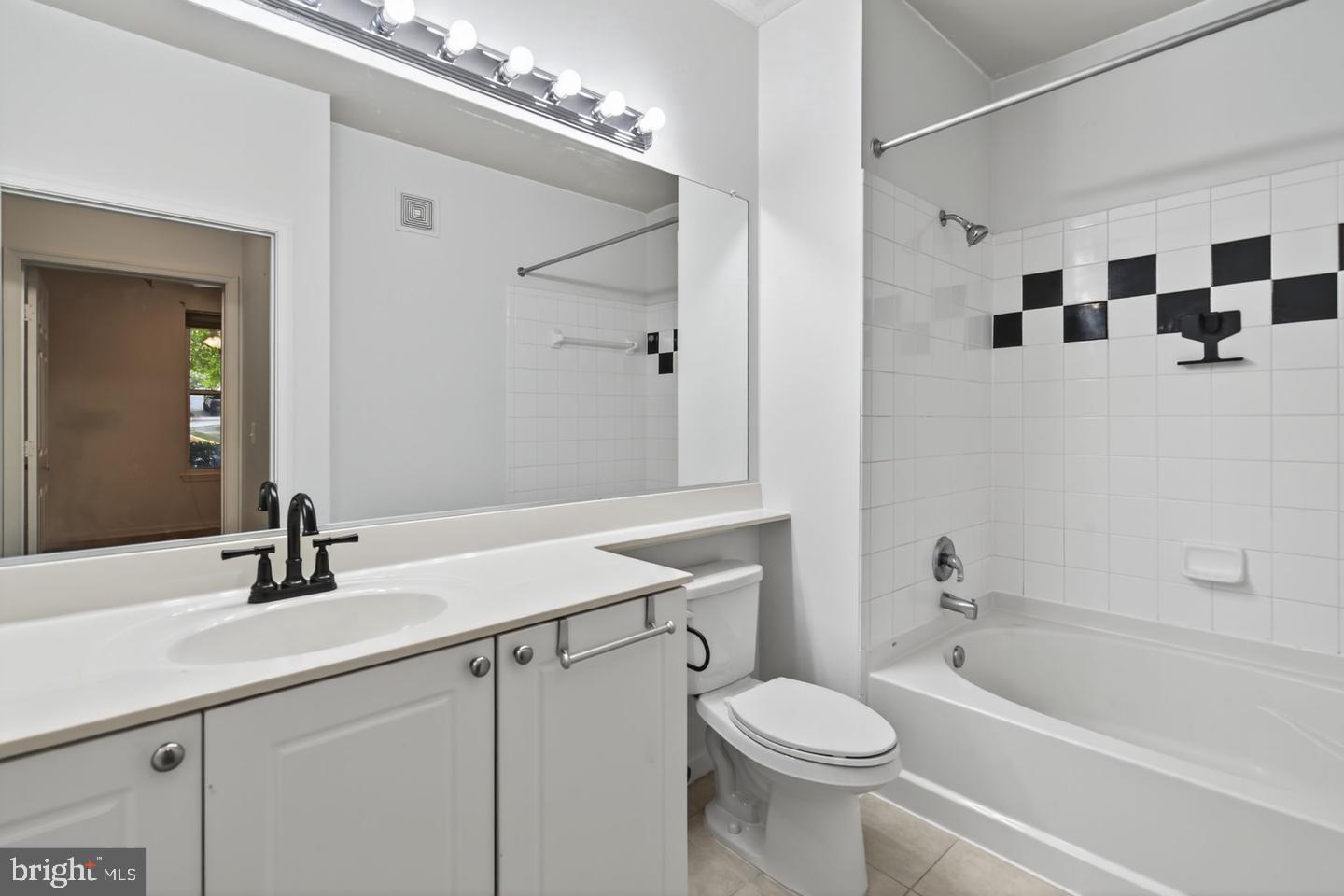 MARQUIS AT VIENNA STATION - Residential Lease