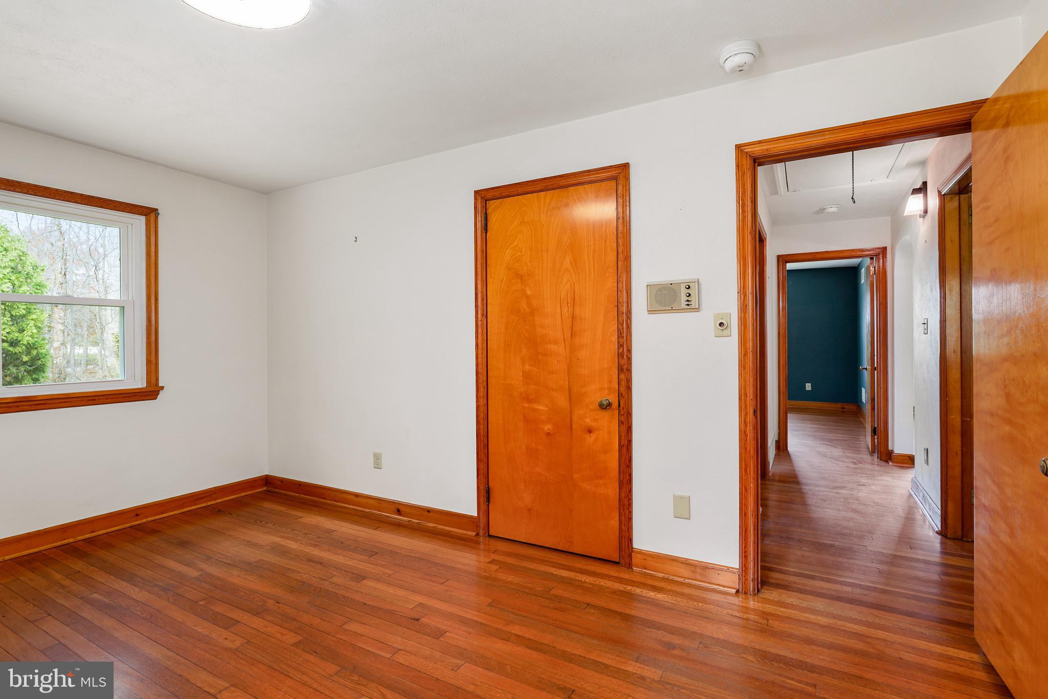 NONAVAILABLE - Residential