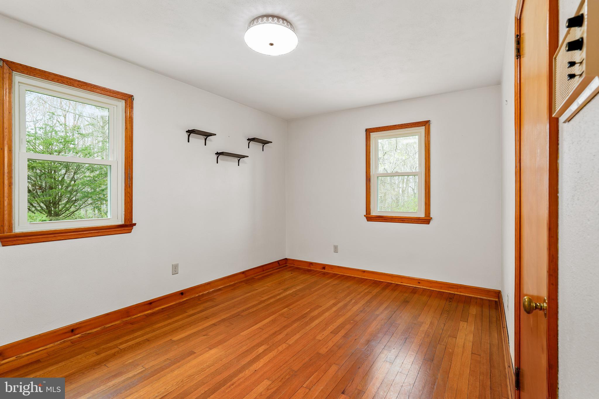 NONAVAILABLE - Residential