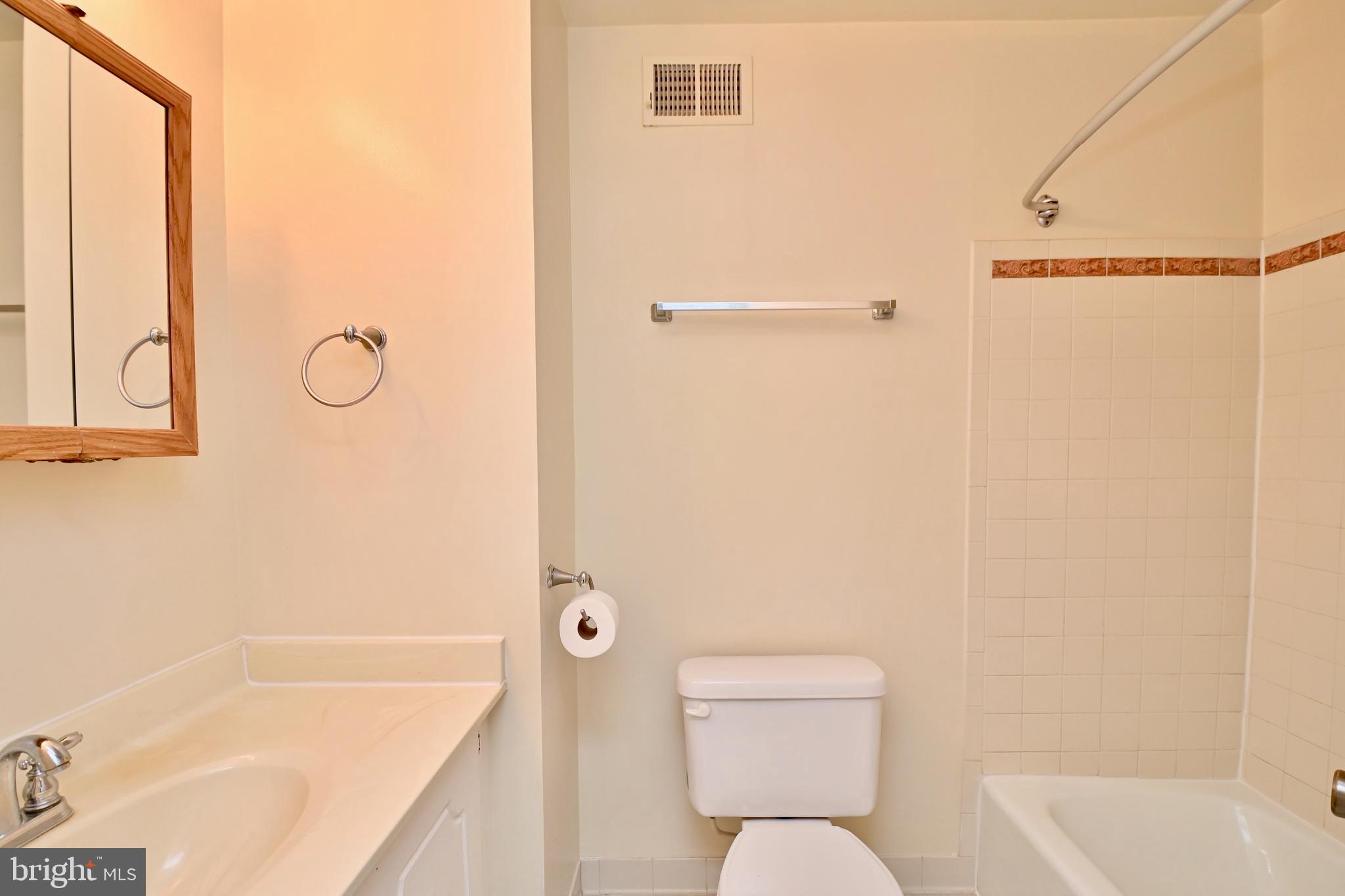 KEENE MILL VILLAGE - Residential Lease