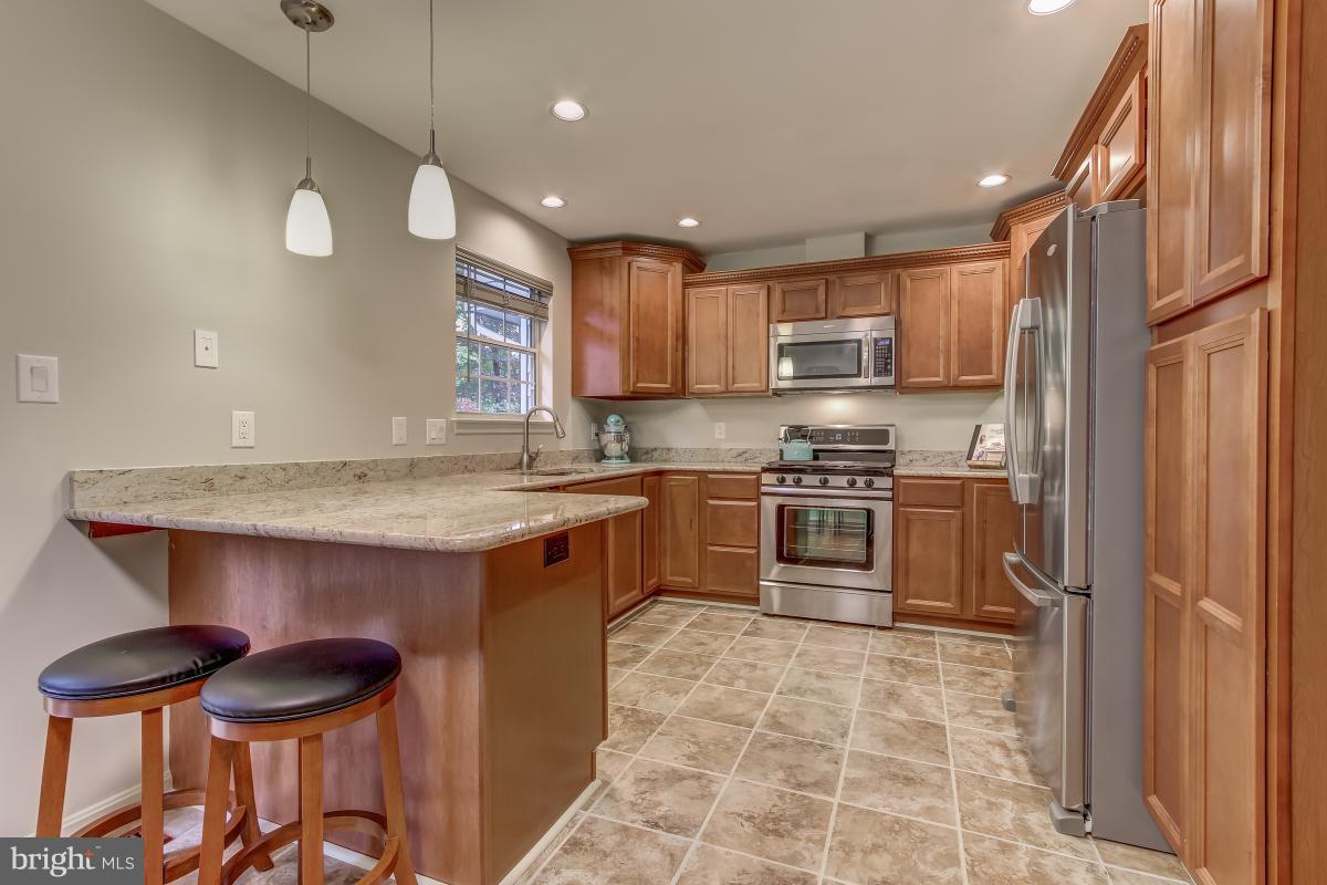 RIDGEFIELD VILLAGE - Residential