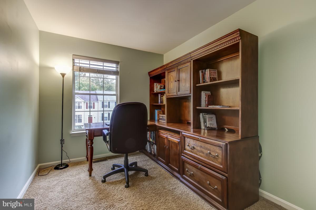 RIDGEFIELD VILLAGE - Residential