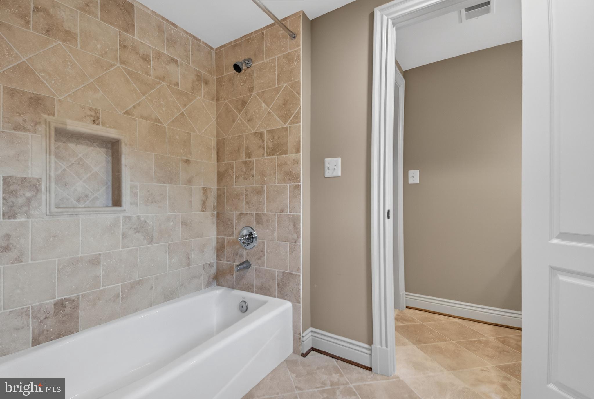 LAKE MANASSAS - Residential