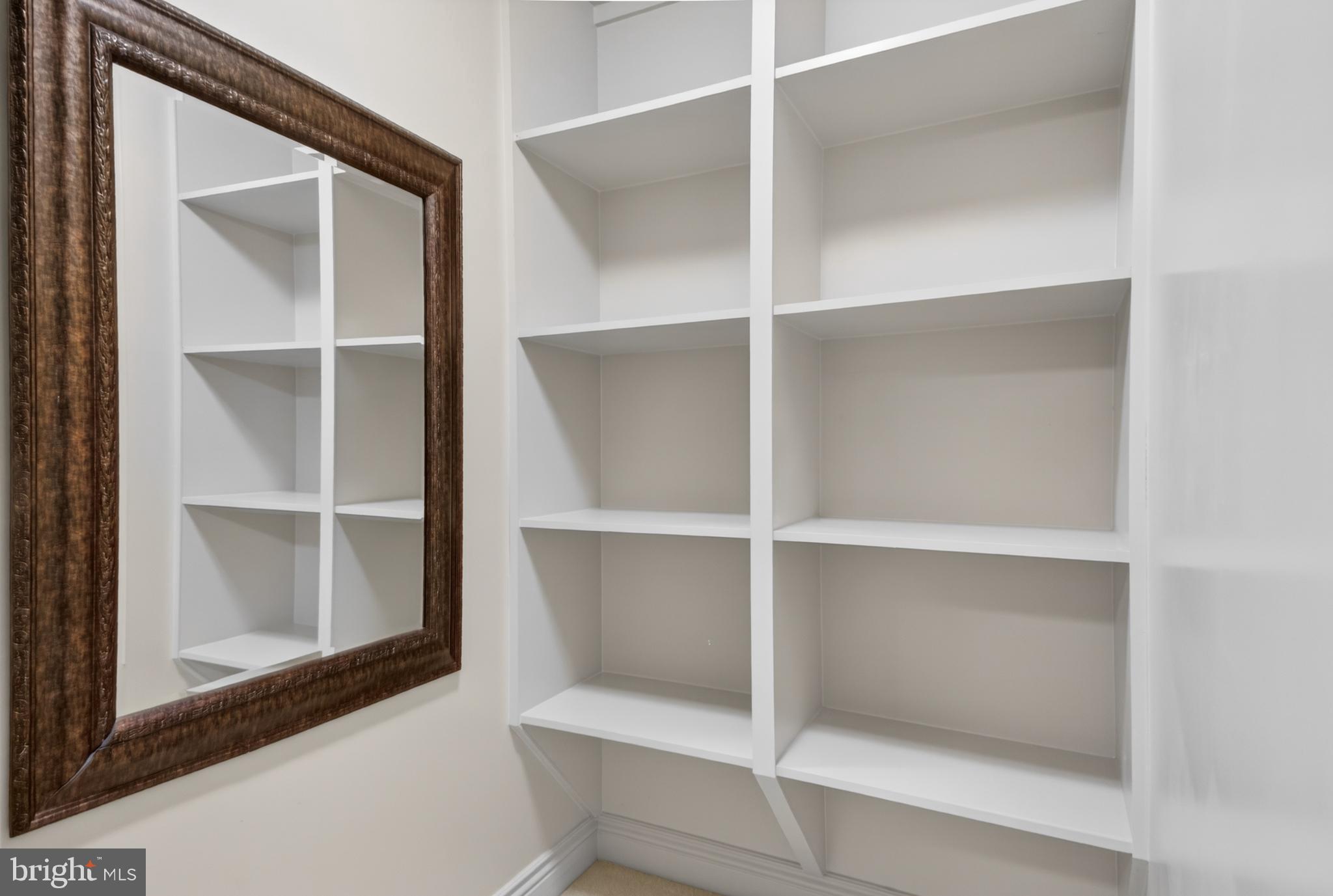 LAKE MANASSAS - Residential