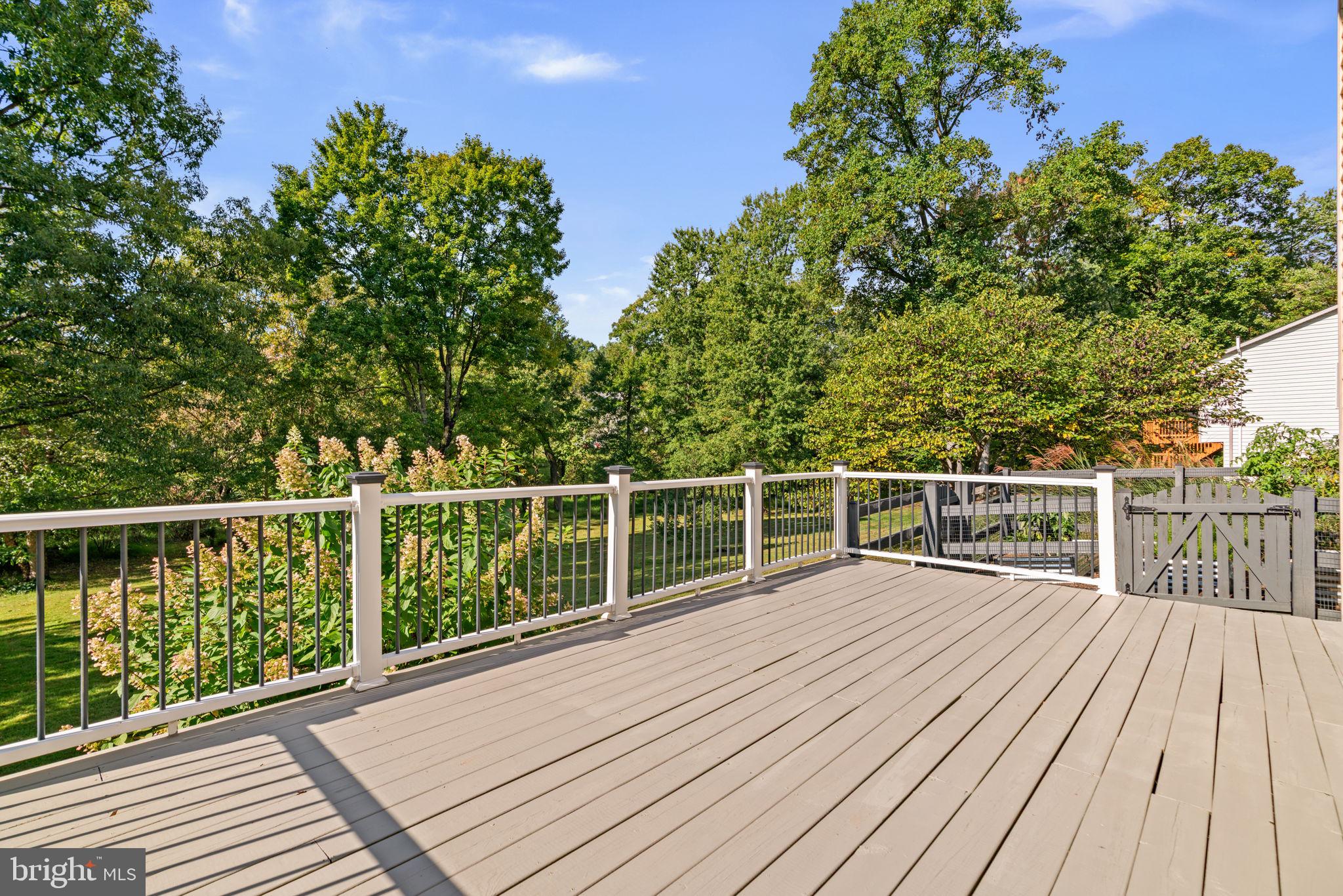 4236 HERMITAGE DRIVE