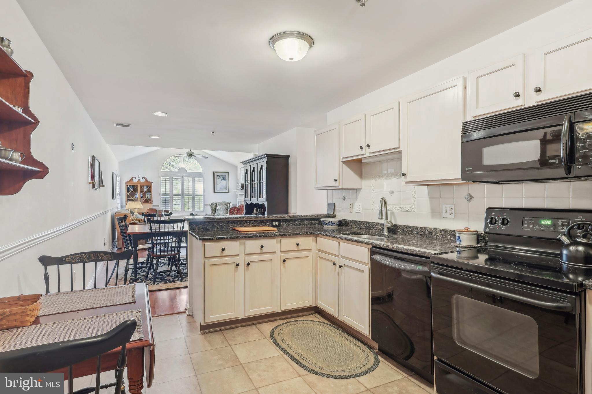 VILLAS AT FRENCH C - Residential