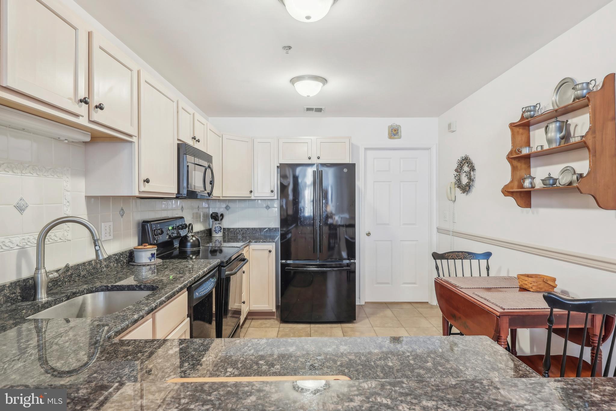 VILLAS AT FRENCH C - Residential