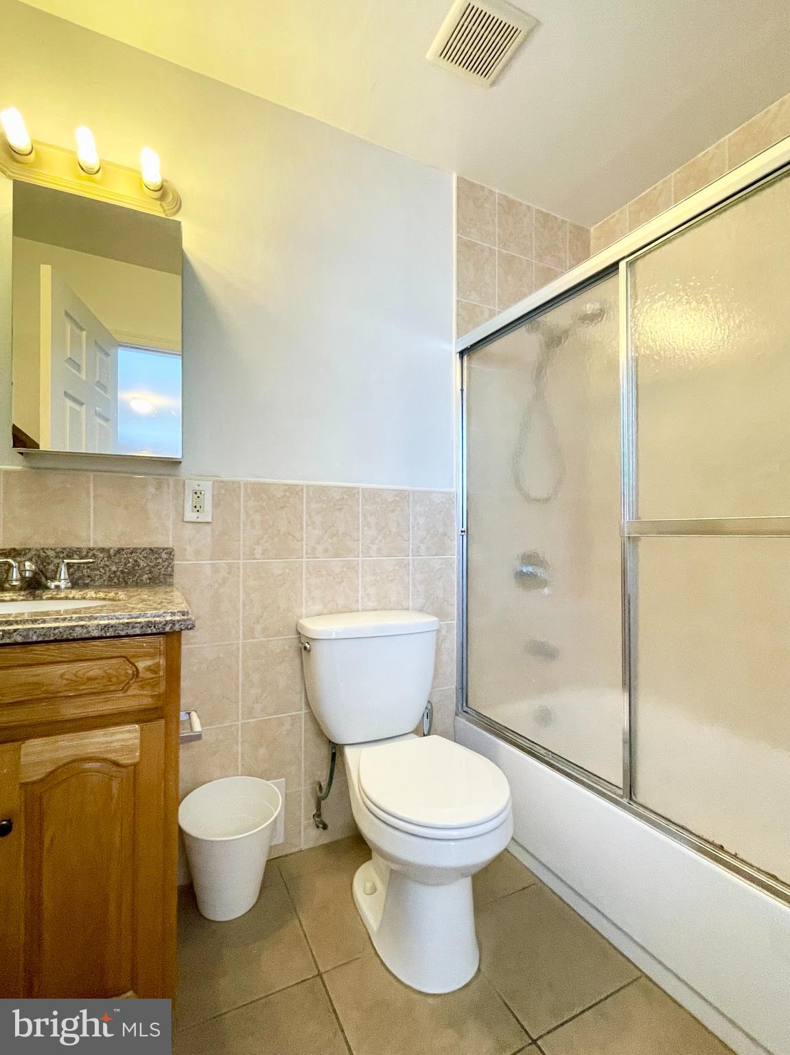 GARRETT HILL - Residential Lease