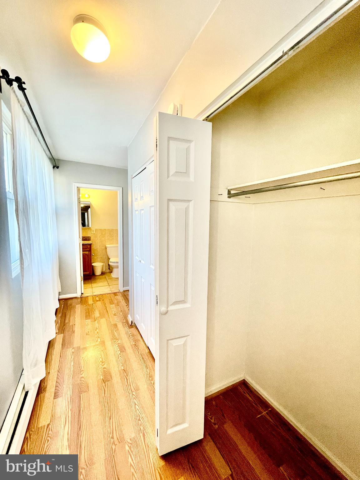 GARRETT HILL - Residential Lease
